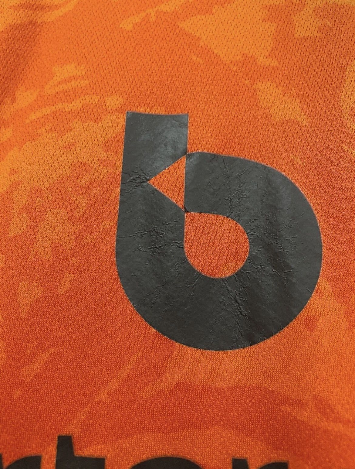 Errea Dundee United 2023/2024 Home Football Shirt Errea Jersey Size US S / EU 44-46 / 1 - 8 Thumbnail