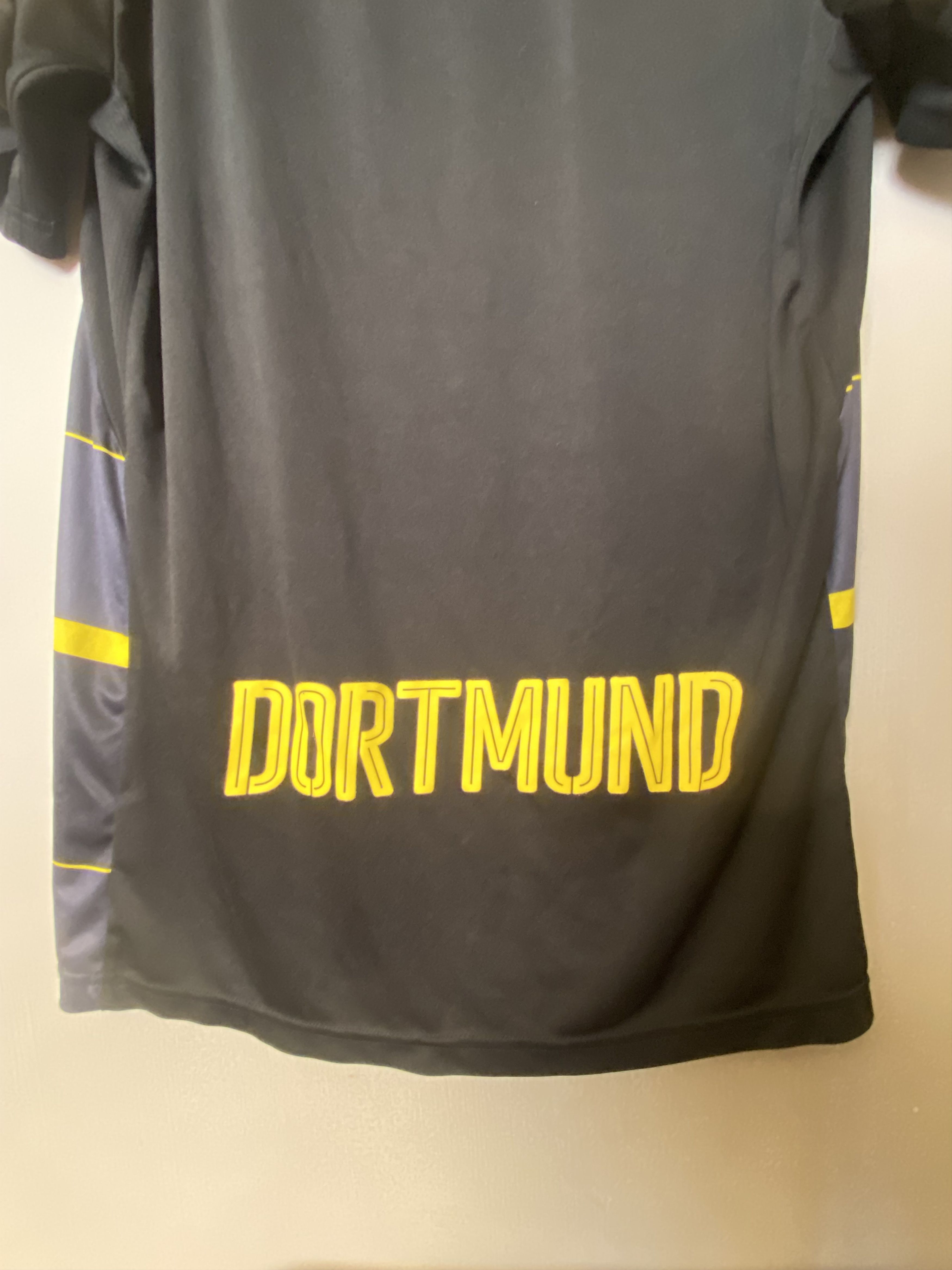 Puma BORUSSIA DORTMUND 2016 - 2017 - Puma - L - UNIQUE Size US L / EU 52-54 / 3 - 4 Thumbnail