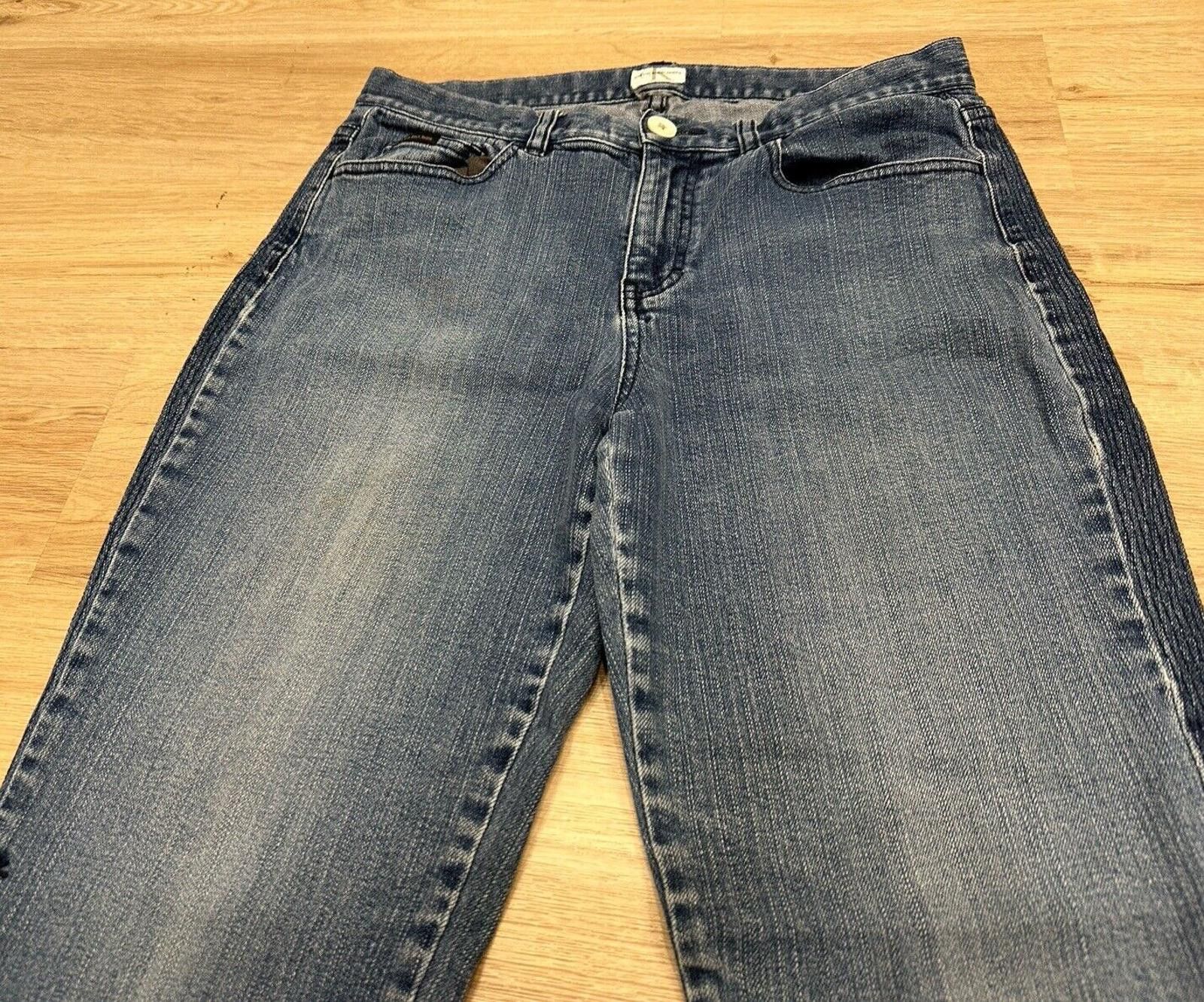 Calvin Klein Calvin Klein Mid Rise Jeans Stonewashed Flare Curvy 8 30x30 Size 30" / US 8 / IT 44 - 6 Thumbnail