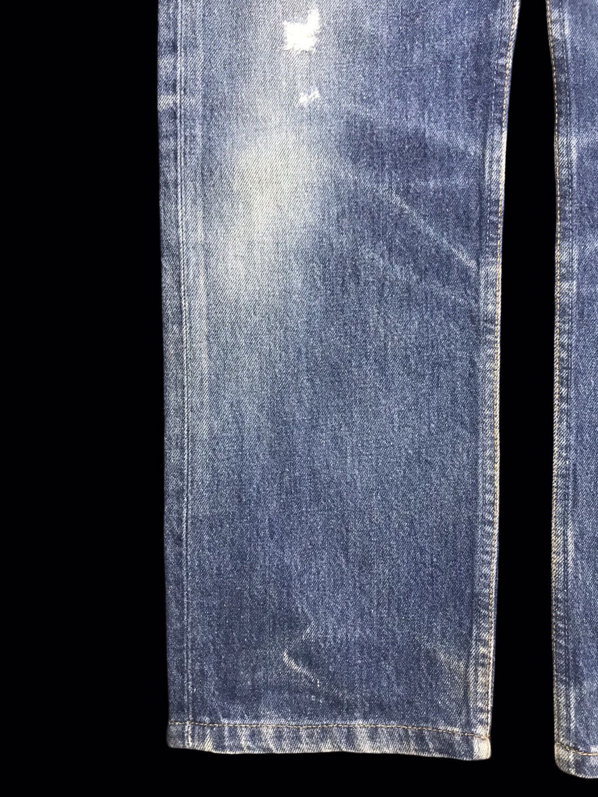 Levi's 💥90s Style💥Vintage Levis 501 Blue Wsh Distrssed Denim F242 Size US 31 - 8 Thumbnail