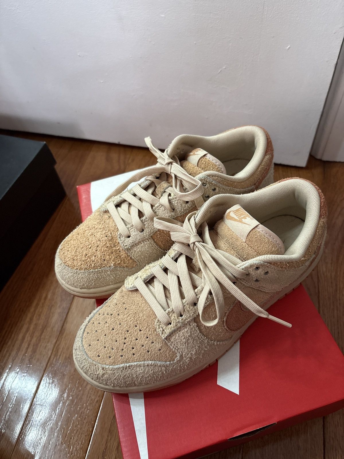 Nike Nike Dunk Low Size US 8.5 / IT 38.5 - 1 Thumbnail