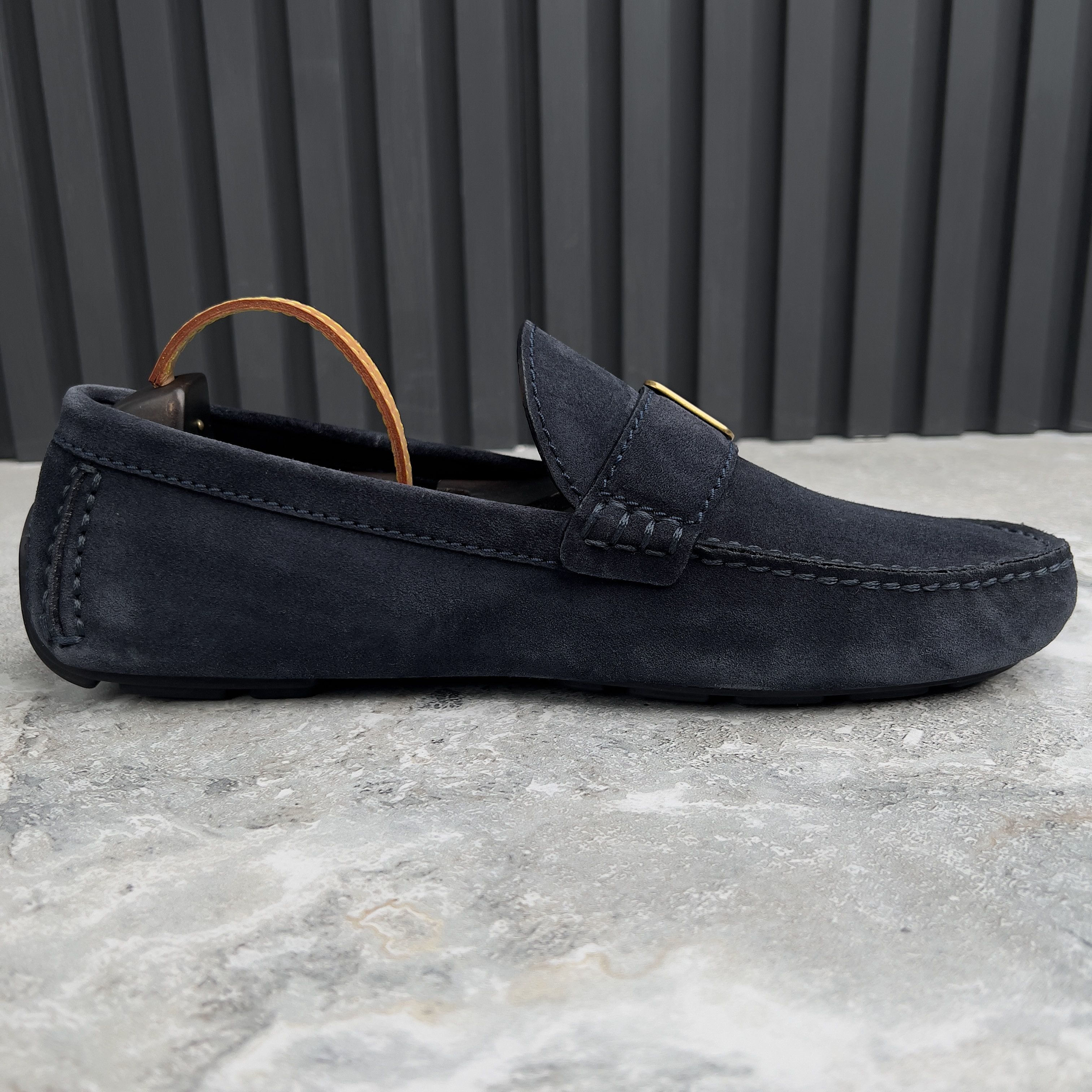 Louis Vuitton Louis Vuitton Racetrack Driving Moccasin Suede Size US 8.5 / EU 41-42 - 7 Thumbnail