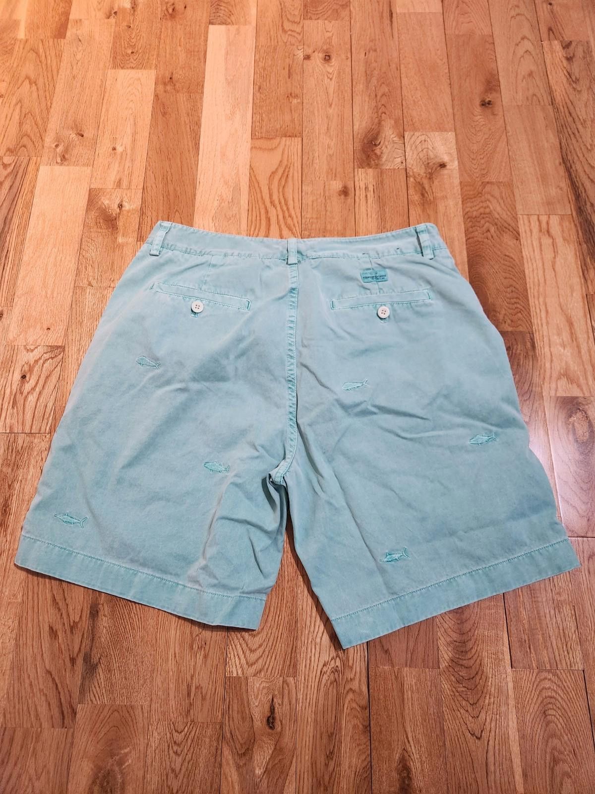 Vineyard Vines Vineyard Vines Embroidered Fish Casual Shorts Green Teal 33 Size US 33 - 4 Thumbnail