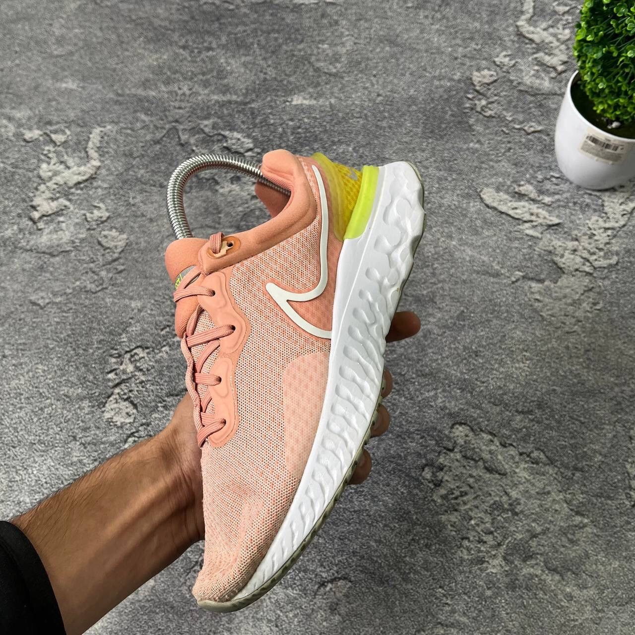 Nike Nike React Miler 3 Shoes Running Y2K Sneakers Size 40 Size US 8.5 / IT 38.5 - 7 Thumbnail