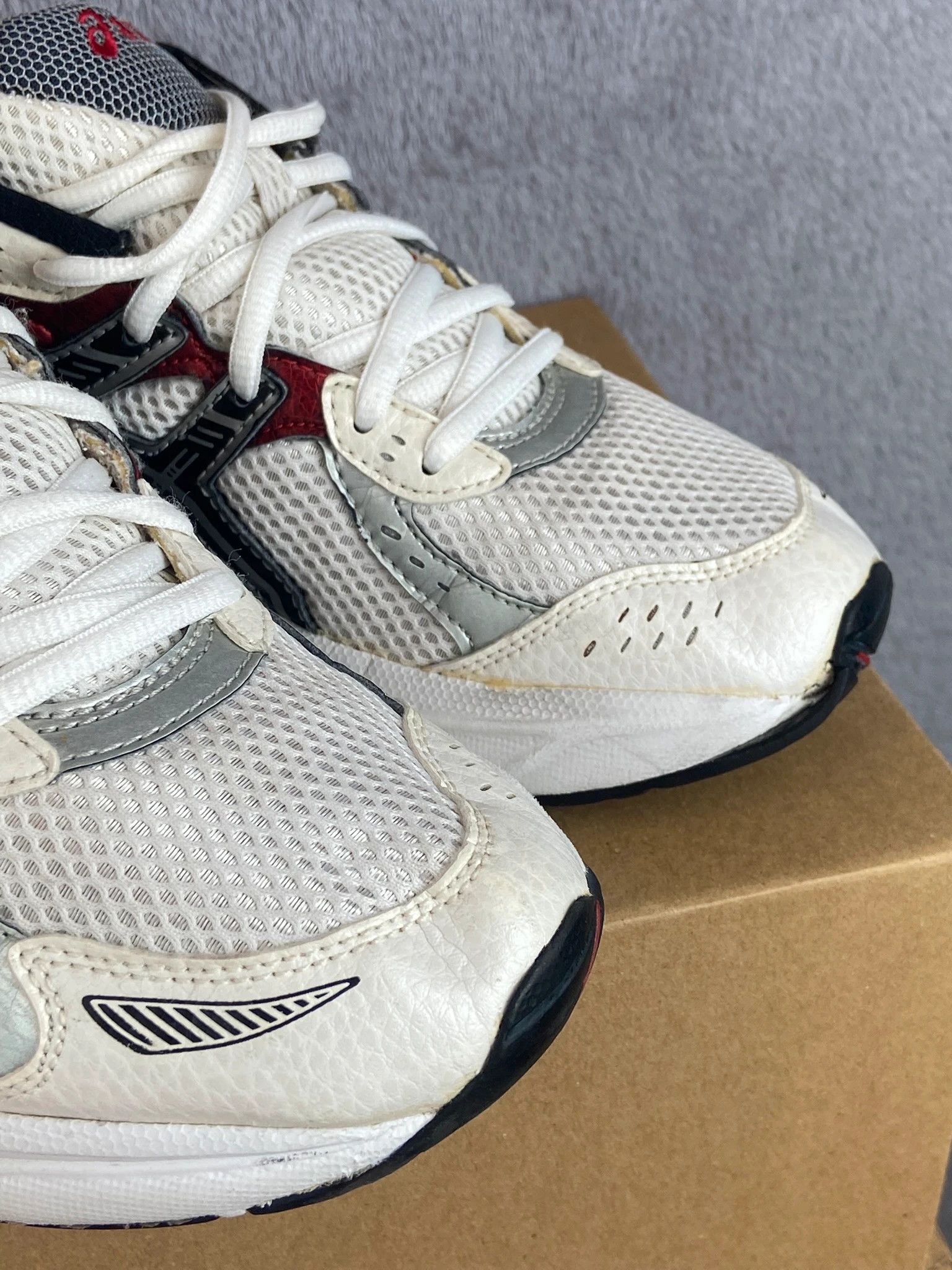 Asics Asics sneakers white red retro running vintage Size US 6.5 / EU 39-40 - 5 Thumbnail
