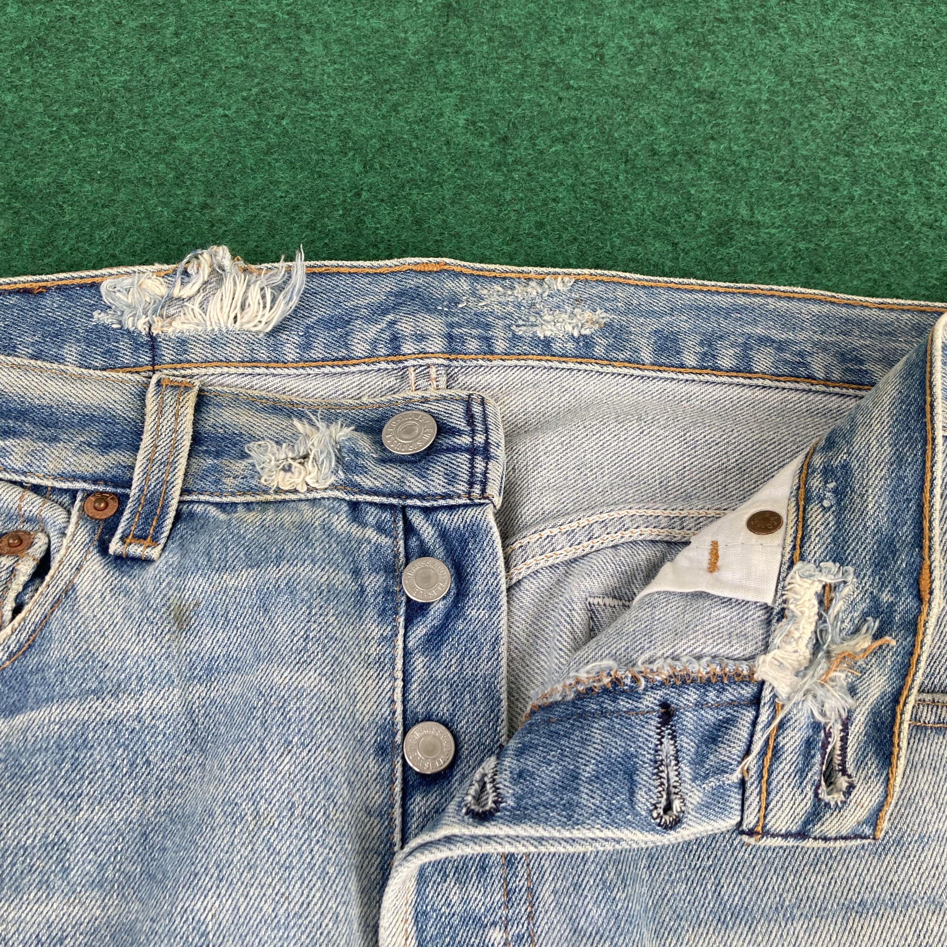 Levi's × Vintage Vtg Levis 501xx Faded Blue Sz 33 Punk Grunge Jeans Size US 33 - 5 Thumbnail