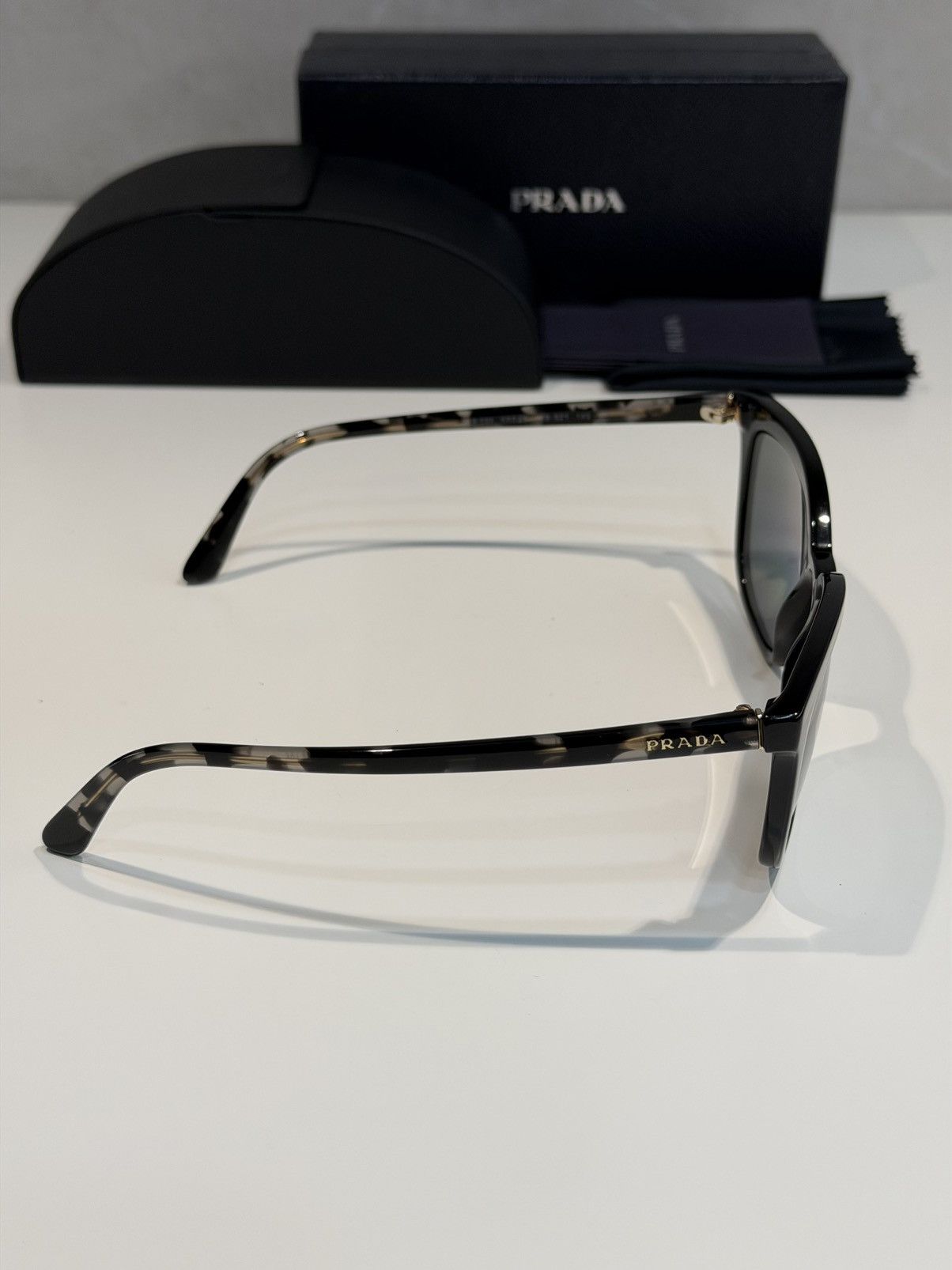 Prada PRADA Logo Polarized Sunglasses SPR03X Runway Black Square Size ONE SIZE - 7 Thumbnail