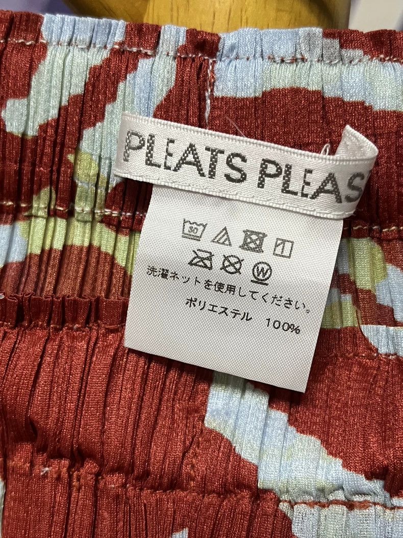 Issey Miyake Issey Miyake size:3 Red patterned round-neck long-sleeved Size S / US 4 / IT 40 - 8 Thumbnail
