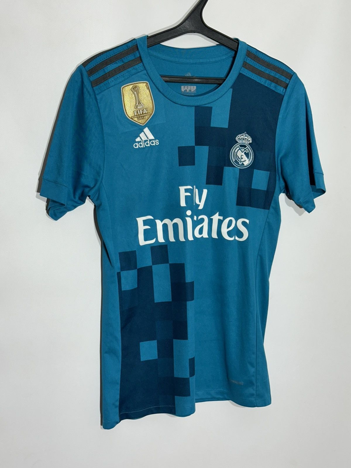 Other Authentic Real Madrid 2017/18 Away Kit — Ronaldo 7 Size US M / EU 48-50 / 2 - 1 Thumbnail