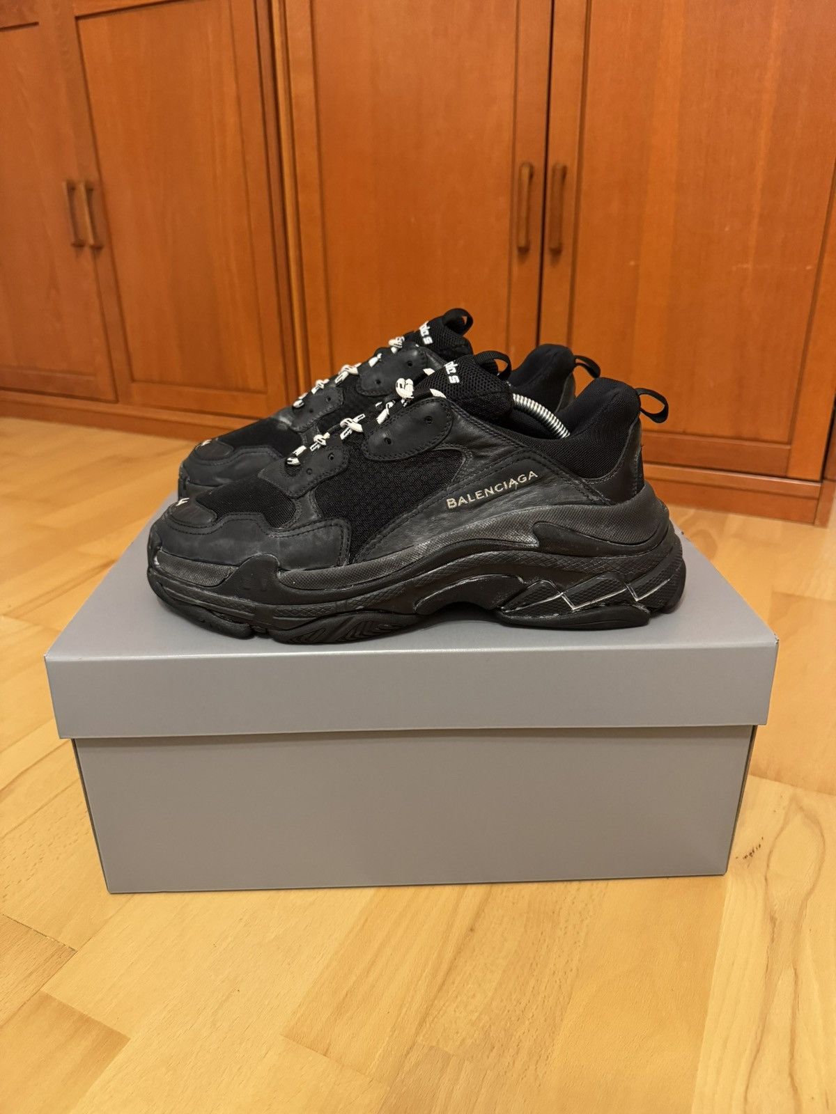 Balenciaga Balenciaga Triple S Triple Black Made In Italy Size US 11 / EU 44 - 1 Thumbnail