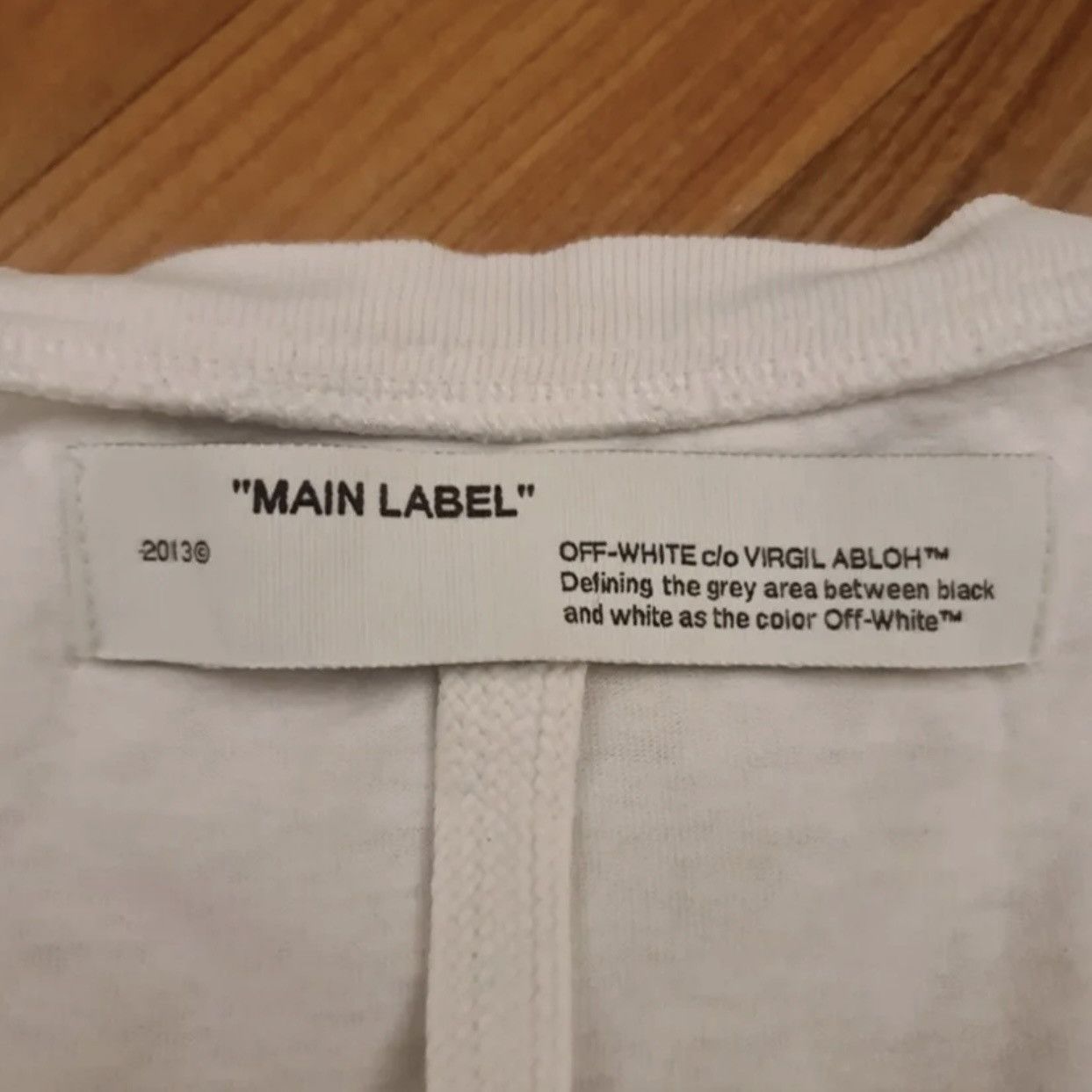 Off-White Off-White "Unfinished" S/S slim tee white silver. Size US S / EU 44-46 / 1 - 4 Thumbnail