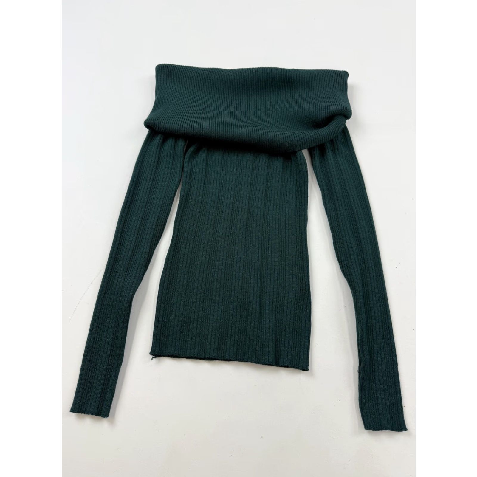 Vintage by & by Sweater Juniors Small Green Off Shoulder Knit Long Sleeve Slim Capable of Stretch Shirt? Size S / US 4 / IT 40 - 2 Thumbnail