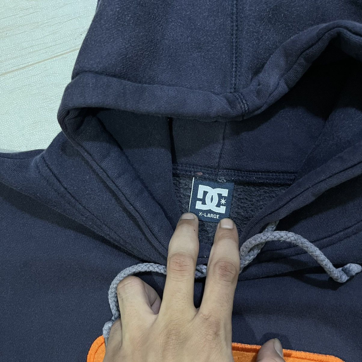 DC Vintage DC skateboard pullover hoodie Size US XL / EU 56 / 4 - 4 Thumbnail