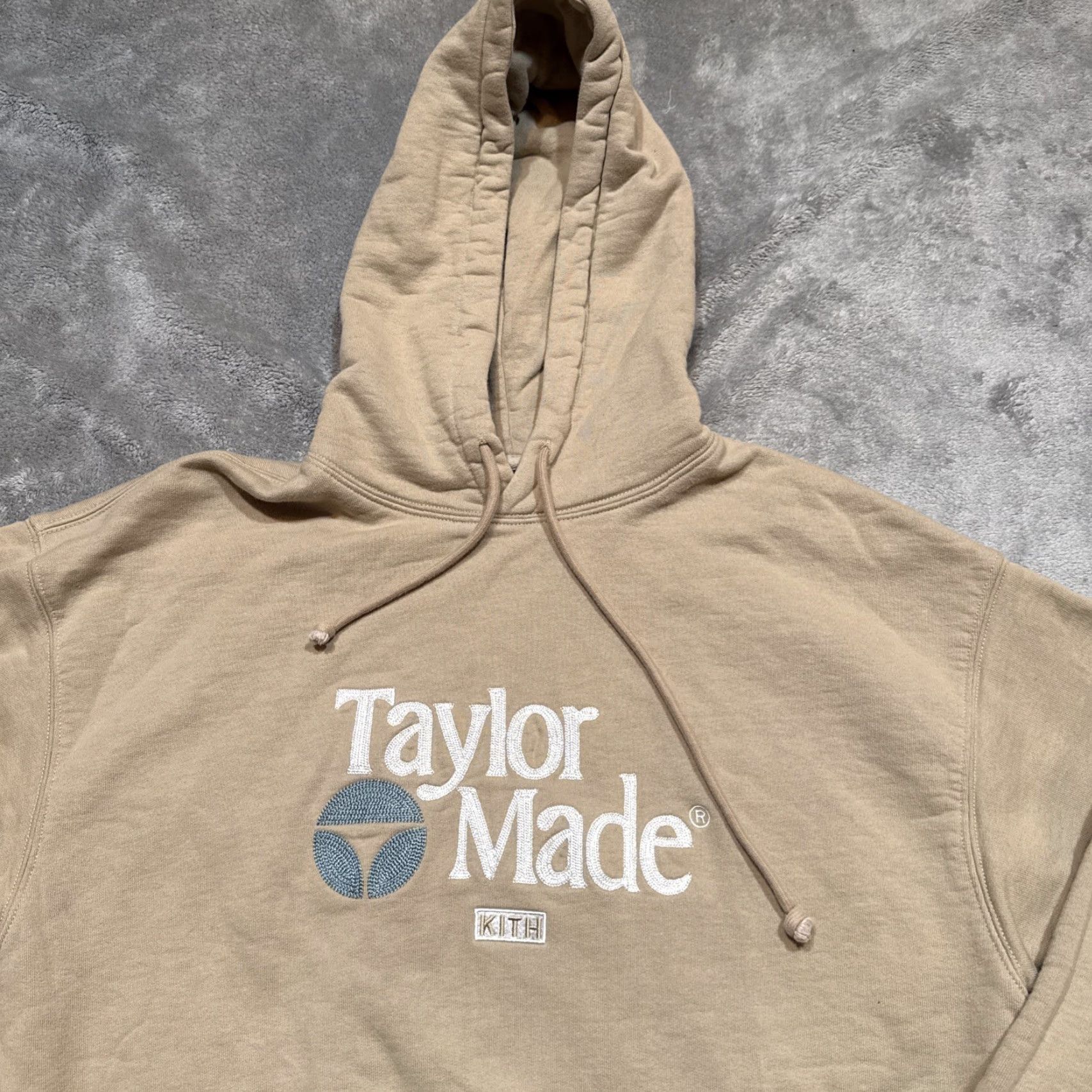 Kith Kith x TaylorMade Hoodie Mens Small Beige Cotton Fleece Logo Pullover 2022 Collection Winter Fall Spring Sleeve Long Size US S / EU 44-46 / 1 - 2 Thumbnail