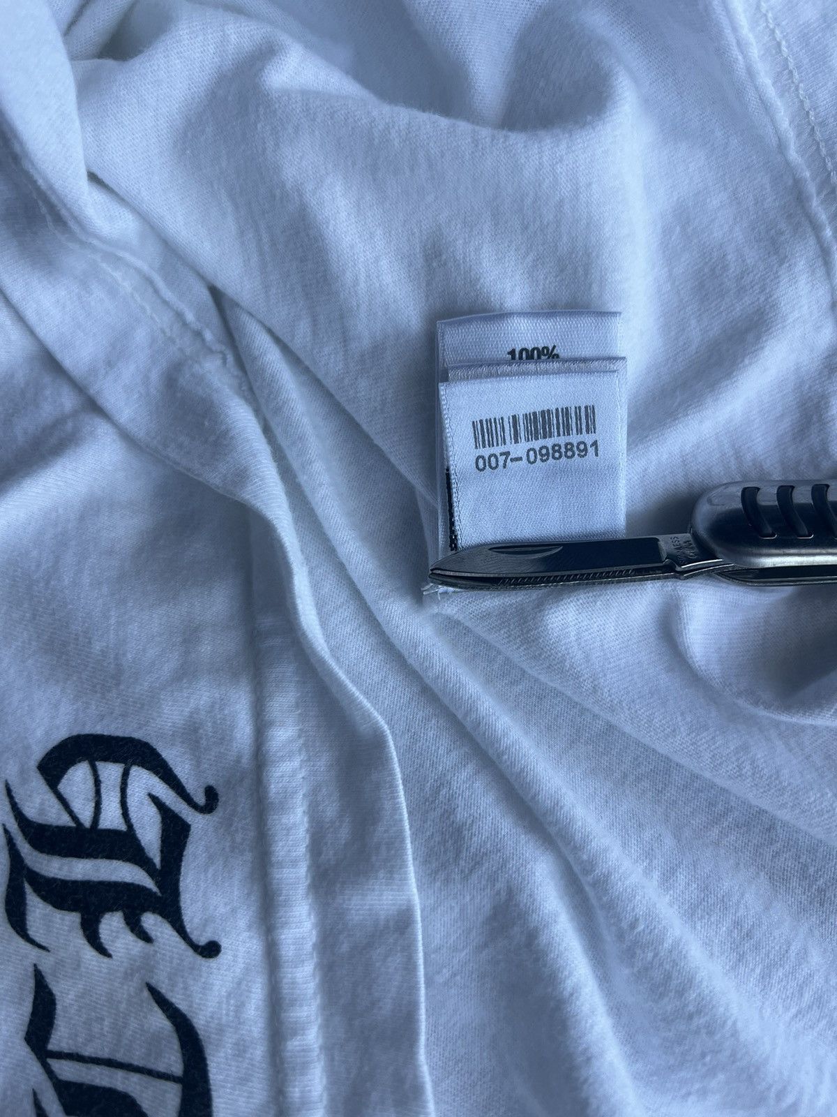 Chrome Hearts Chrome Hearts Vintage Pocket Tee Size US S / EU 44-46 / 1 - 10 Thumbnail
