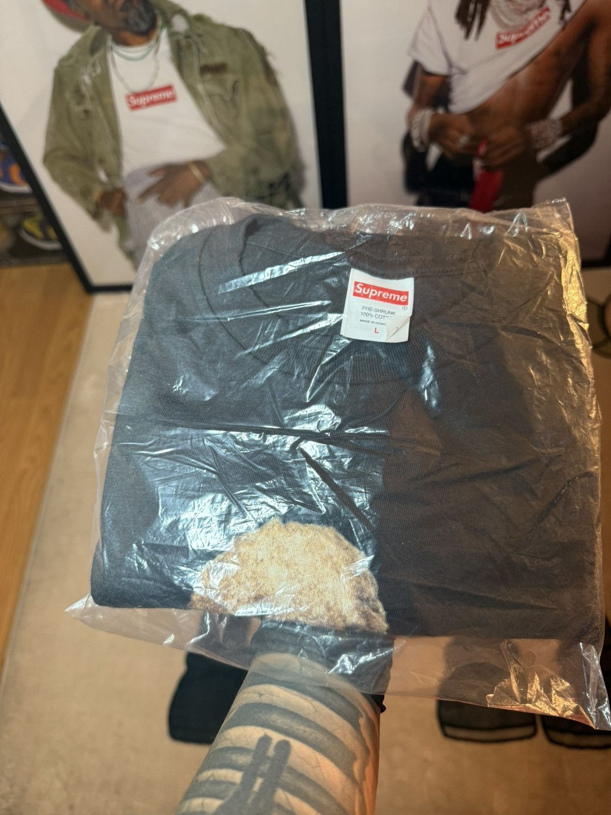 Supreme Supreme Dust Tee Size US L / EU 52-54 / 3 - 1 Thumbnail
