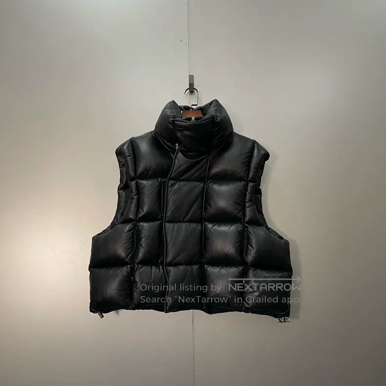 Givenchy Givenchy Black Embossed Magic Tape Puffer Vest Size Size US M / EU 48-50 / 2 - 1 Thumbnail