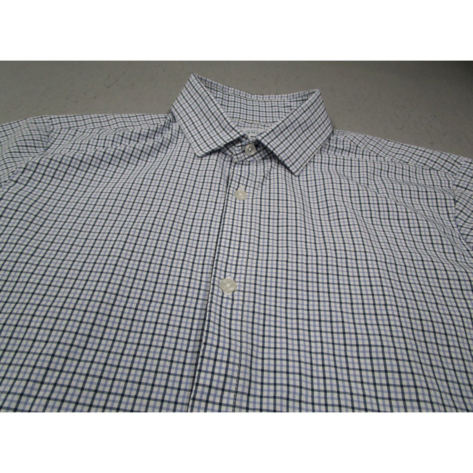 Mizzen+Main Mizzen+Main Leeward Shirt Mens XL Trim Fit Blue White Plaid Performance Stretch Shirt Mens XL Blue White Plaid Size US XL / EU 56 / 4 - 2 Thumbnail