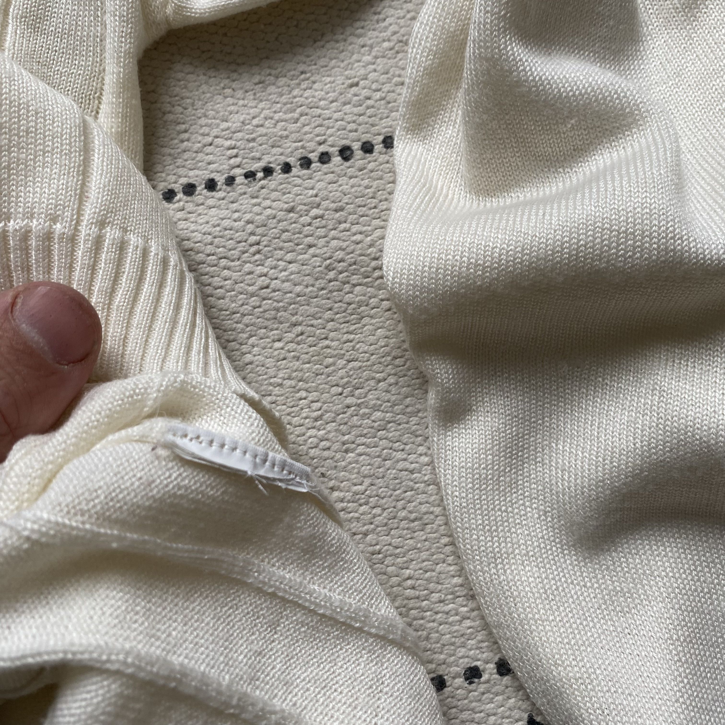 Versace Vintage 90s Versace Sport Ribbed Knit Sweater V-neck opium Size US L / EU 52-54 / 3 - 7 Thumbnail