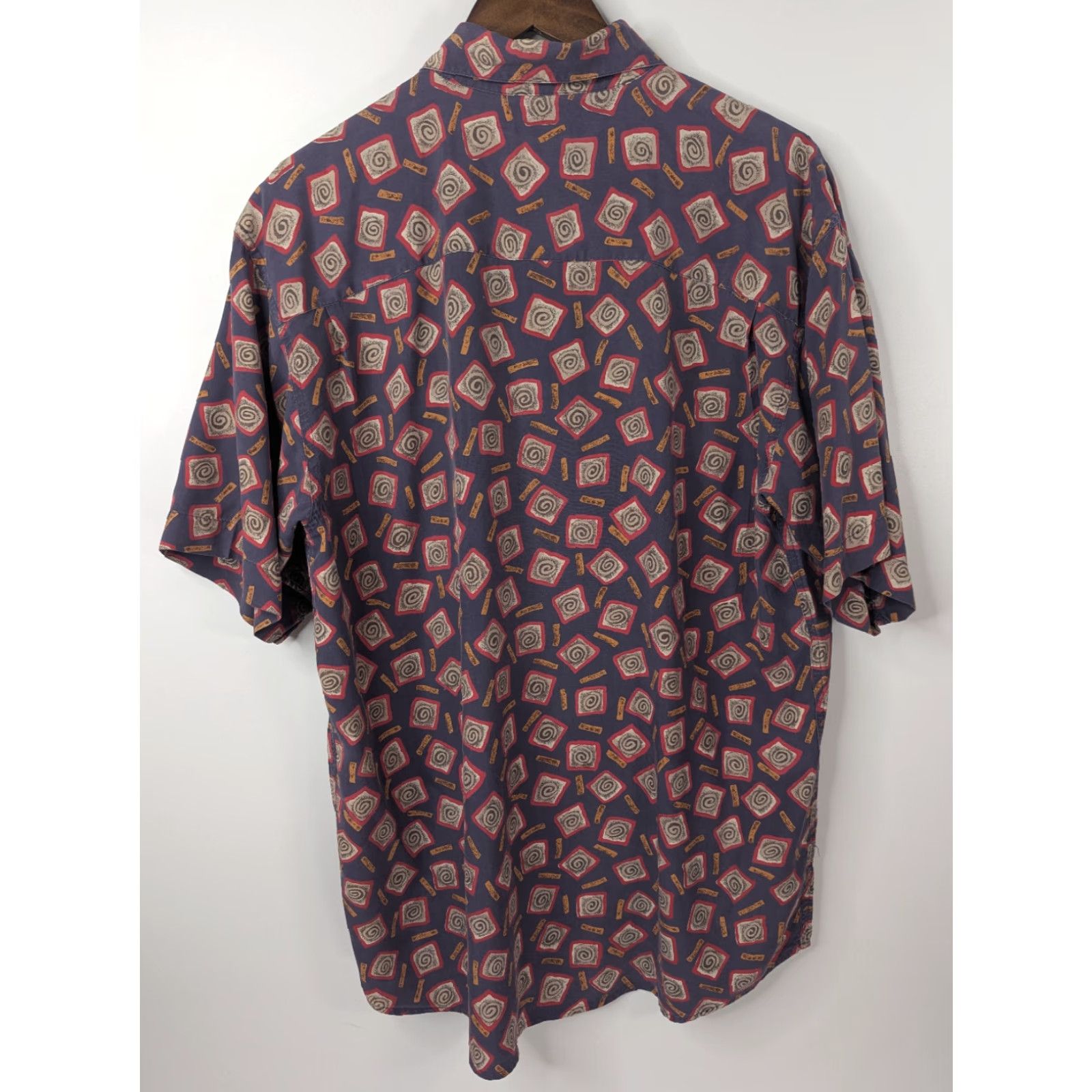 Vintage Vtg Studio Jab Silk Swirl Abstract Geometric Shirt Mens Sz L Button Short Sleeve Size US L / EU 52-54 / 3 - 3 Thumbnail