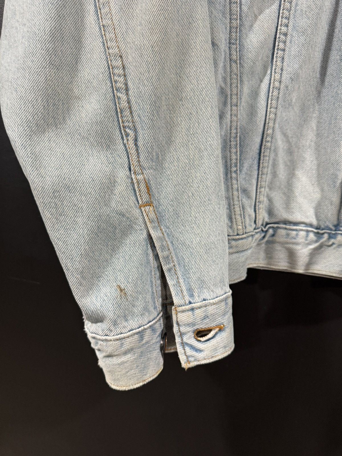 Levi's 1992 Vintage Levi’s Faded Distressed Trucker Denim Jacket XL Size US XL / EU 56 / 4 - 5 Thumbnail