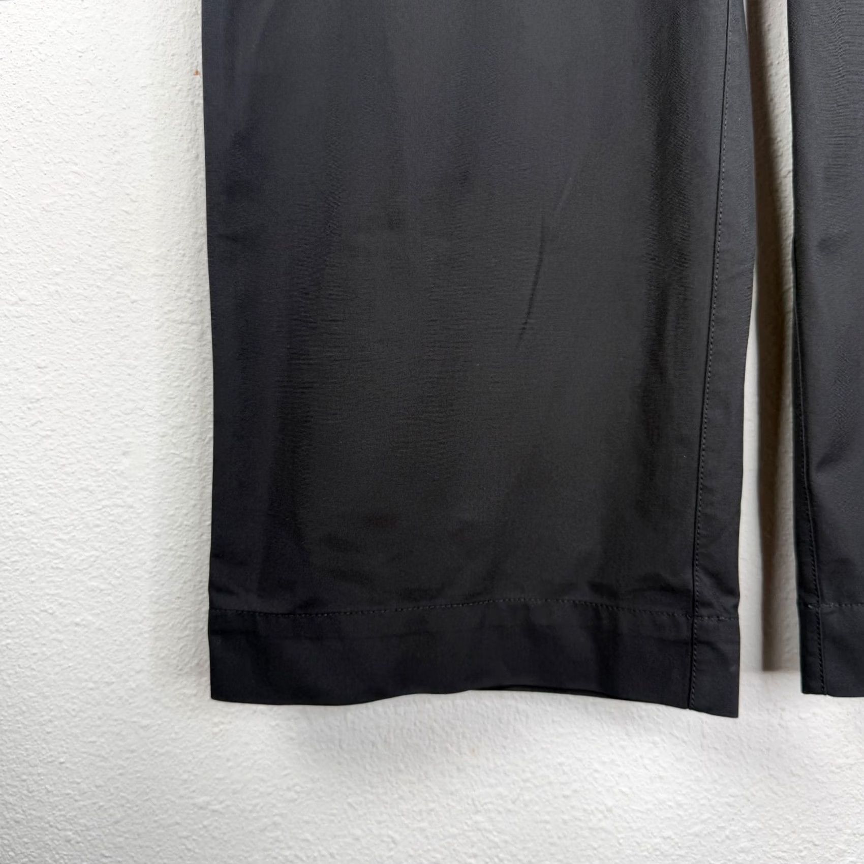Lululemon Lululemon Pants 33 Black City Sleek 5 Pocket Wide Leg Utlitech 33x25 READ Pants Men Regular Wide-Leg Black 33"} Size US 33 - 5 Thumbnail