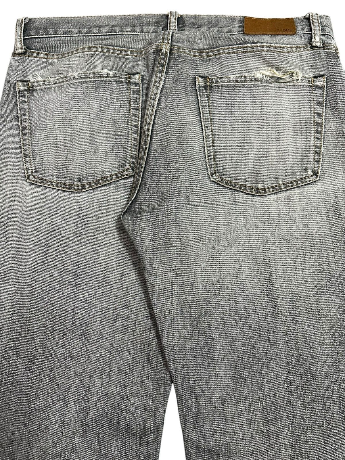 Uniqlo Vintage Japanese Uniqlo Faded Wash Style Loose Jeans Size US 34 / EU 50 - 6 Thumbnail