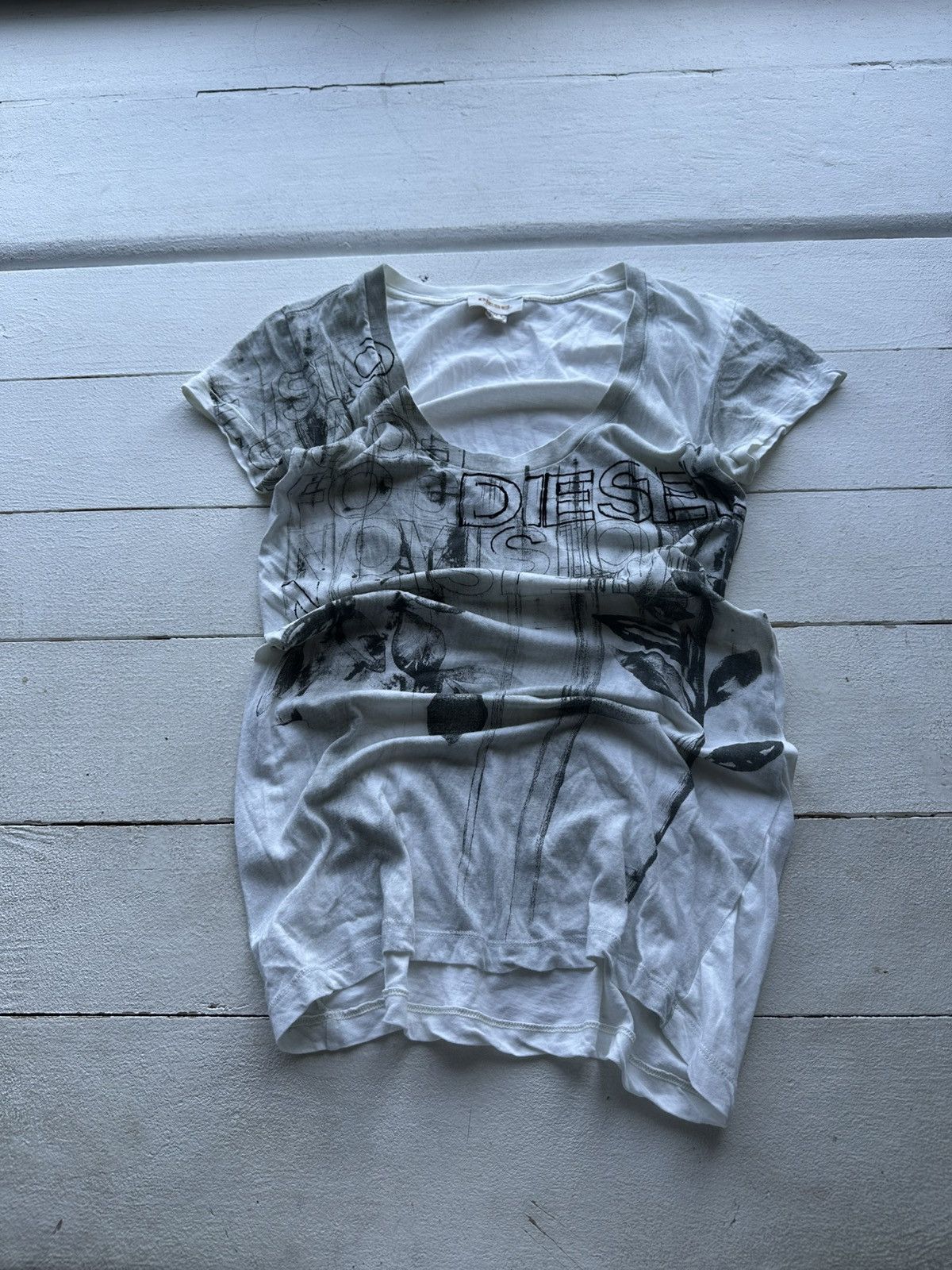 Diesel × Japanese Brand 🚨VINTAGE AVANT-GARDE DIESEL TEE LOGO Y2k OPIUM Size S / US 4 / IT 40 - 1 Thumbnail