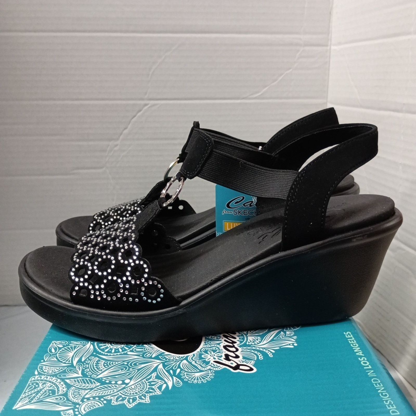 SKECHERS Skechers Cali Womens Rumble On Queen B2 Sandals Size 9 Black Size US 9 / IT 39 - 3 Thumbnail