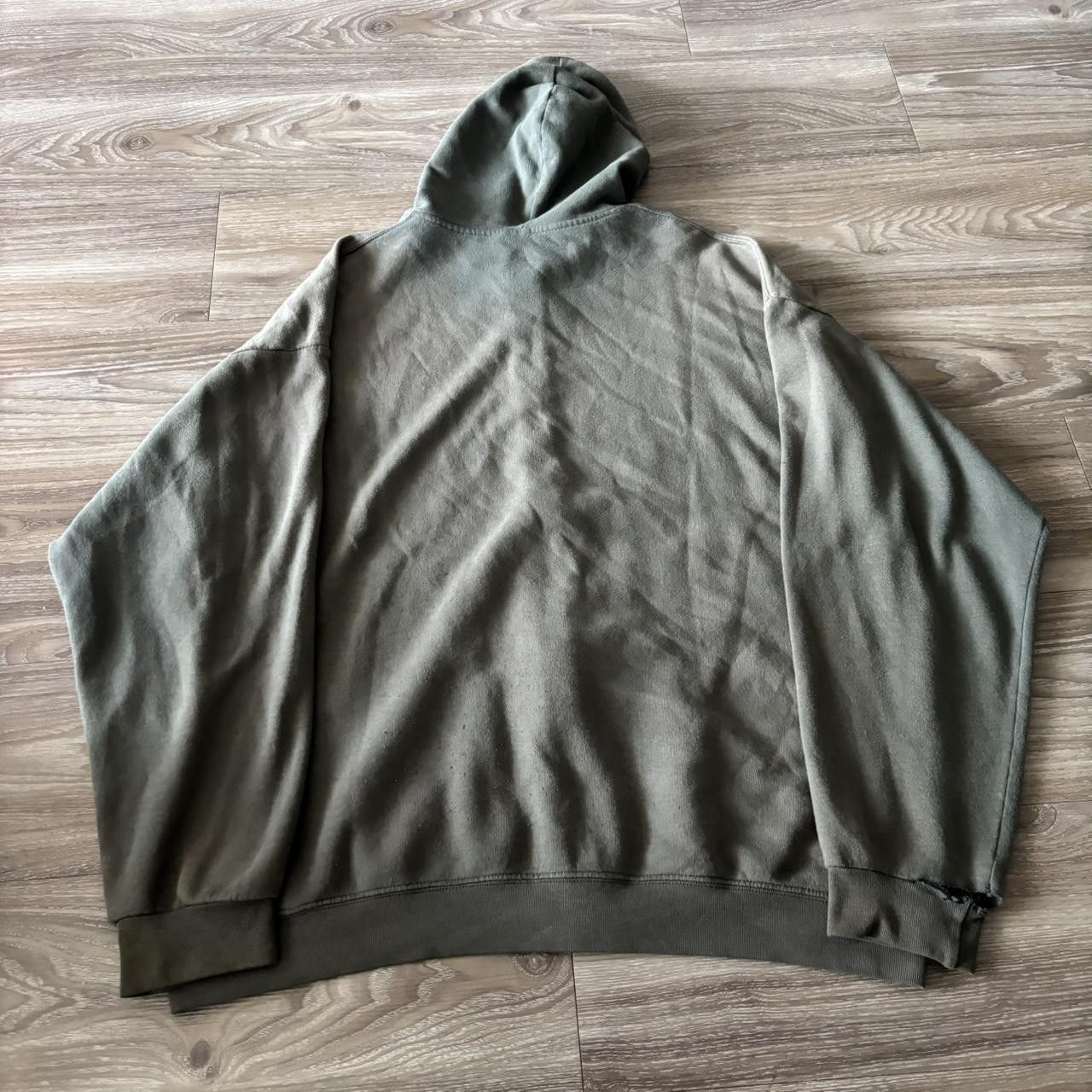 Japanese Brand Crazy Vintage Y2K/2000 Faded Khaki Green Blank Distressed Zip Up Hoodie! Size 2XL Size US XXL / EU 58 / 5 - 7 Thumbnail