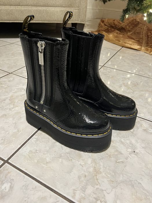 2976 platform doc martens