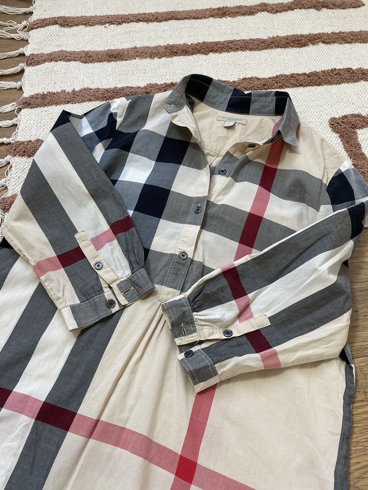Burberry VINTAGE BURBERRY NOVA CHECK CLASSIC SHIRT Size S / US 4 / IT 40 - 7 Thumbnail