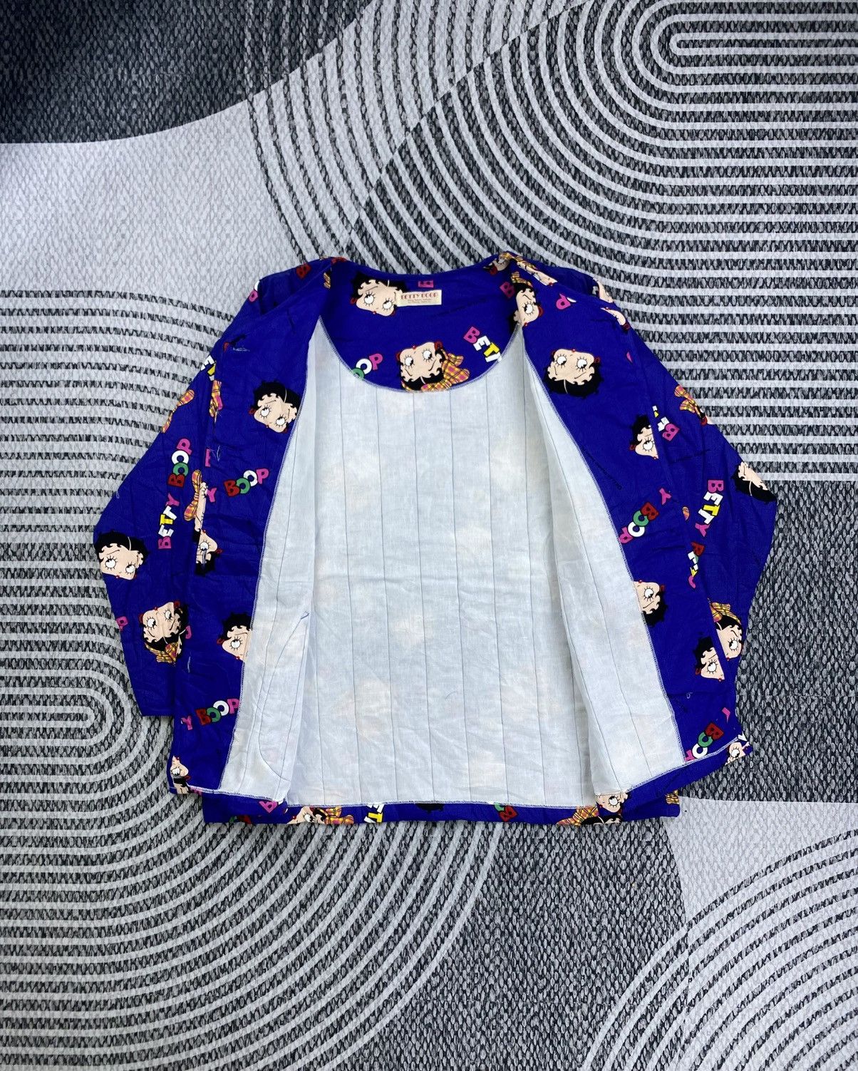 Vintage 80s Betty Boop Full Printed Buttoned Jacket