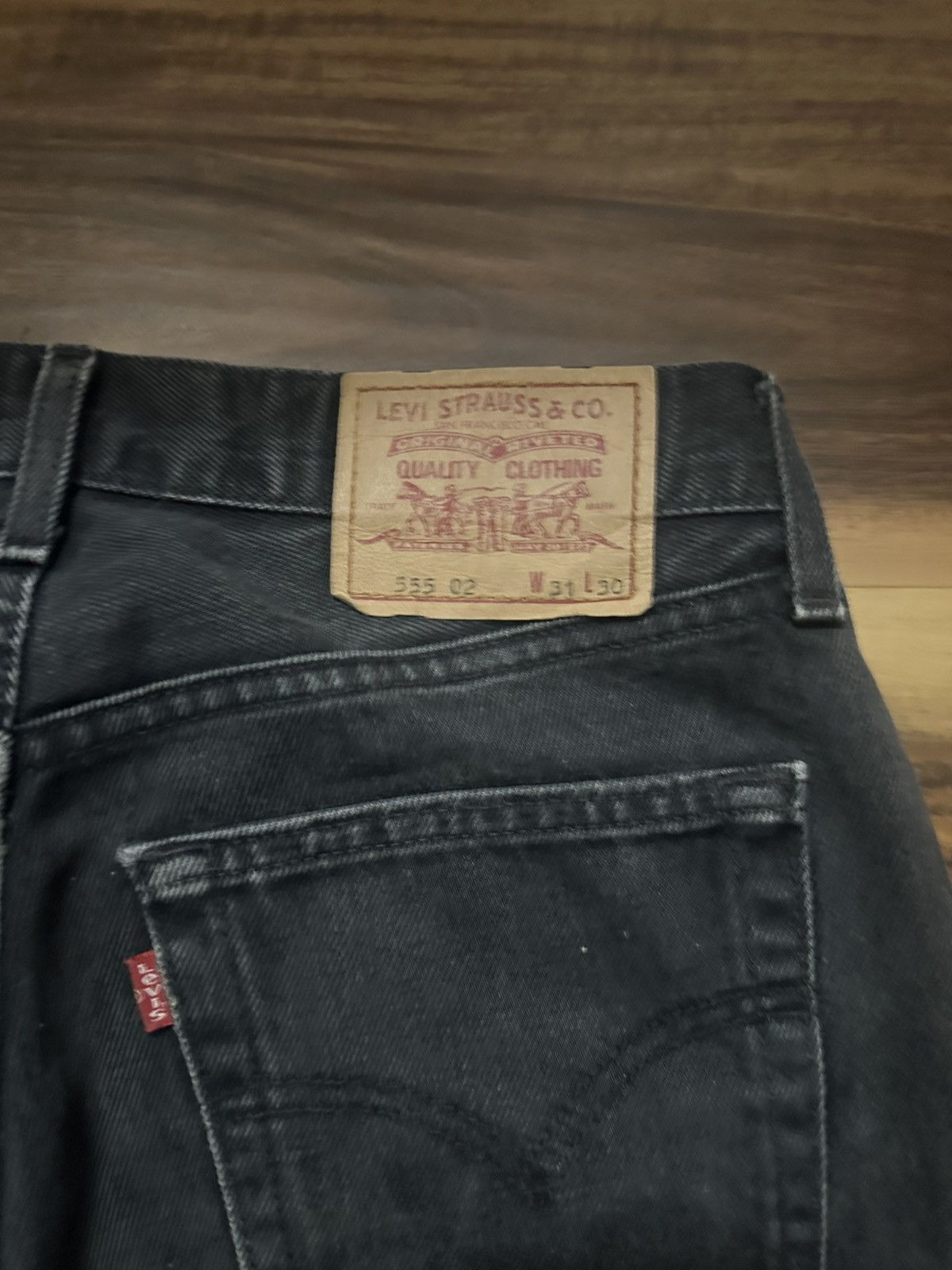 Levi's Vintage Clothing Vintage Levi’s 555 relaxed straight black jeans Size US 31 - 4 Thumbnail