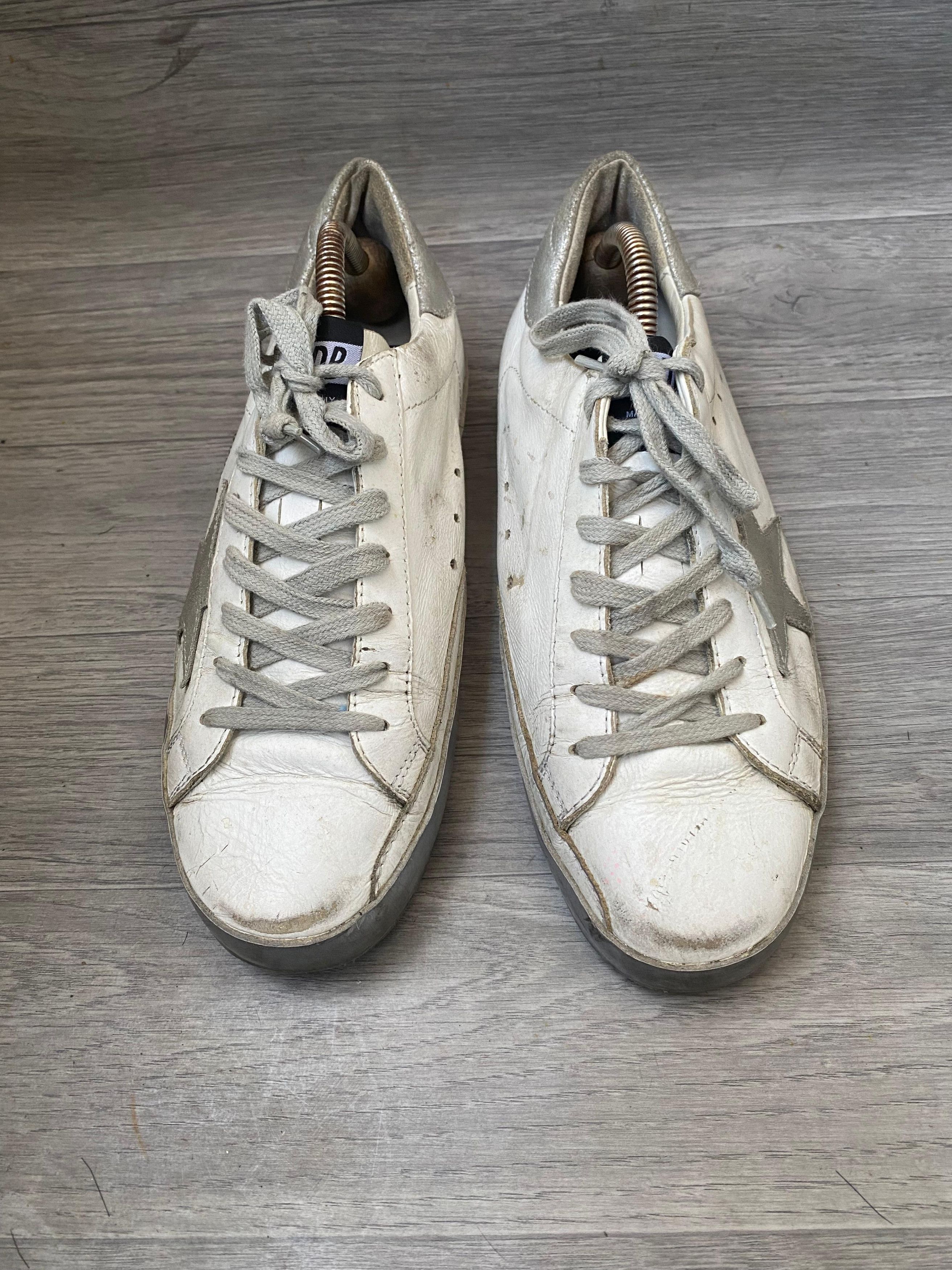 Golden Goose Golden Goose Superstar Distressed Low Top Sneakers Sz 40 Size US 7 / EU 40 - 9 Thumbnail