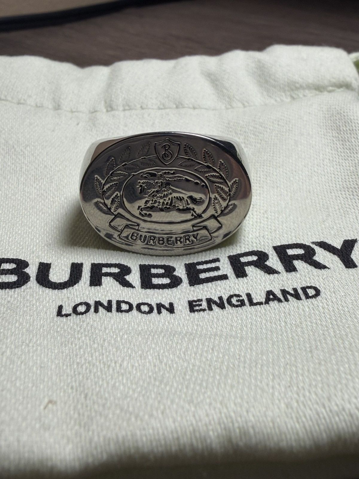 Burberry Burberry - Logo-Engraved Palladium-Plated Signet Ring Silver Size ONE SIZE - 2 Thumbnail