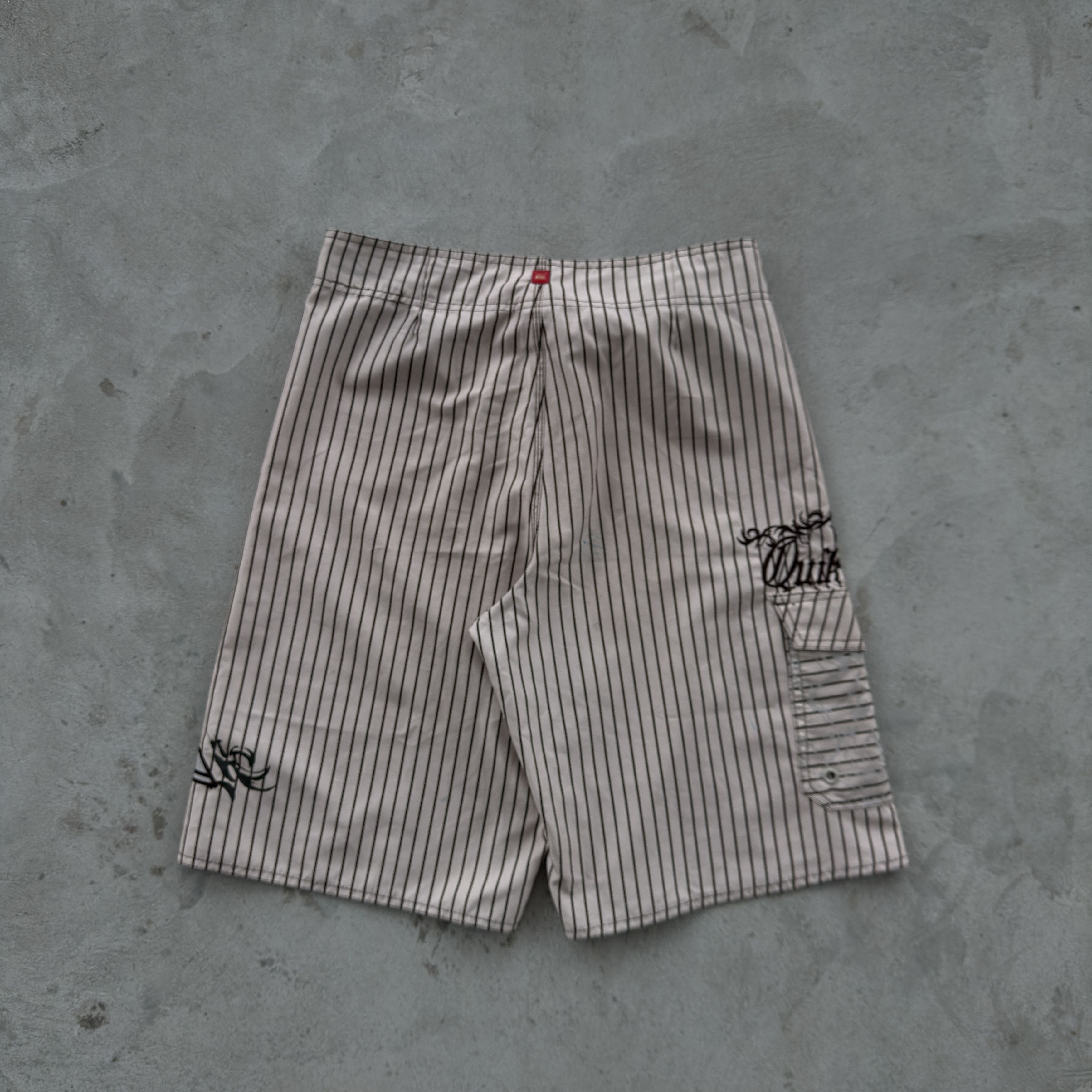 Quiksilver Vintage Quiksilver Nylon Cargo Striped Shorts Size US 30 / EU 46 - 2 Thumbnail