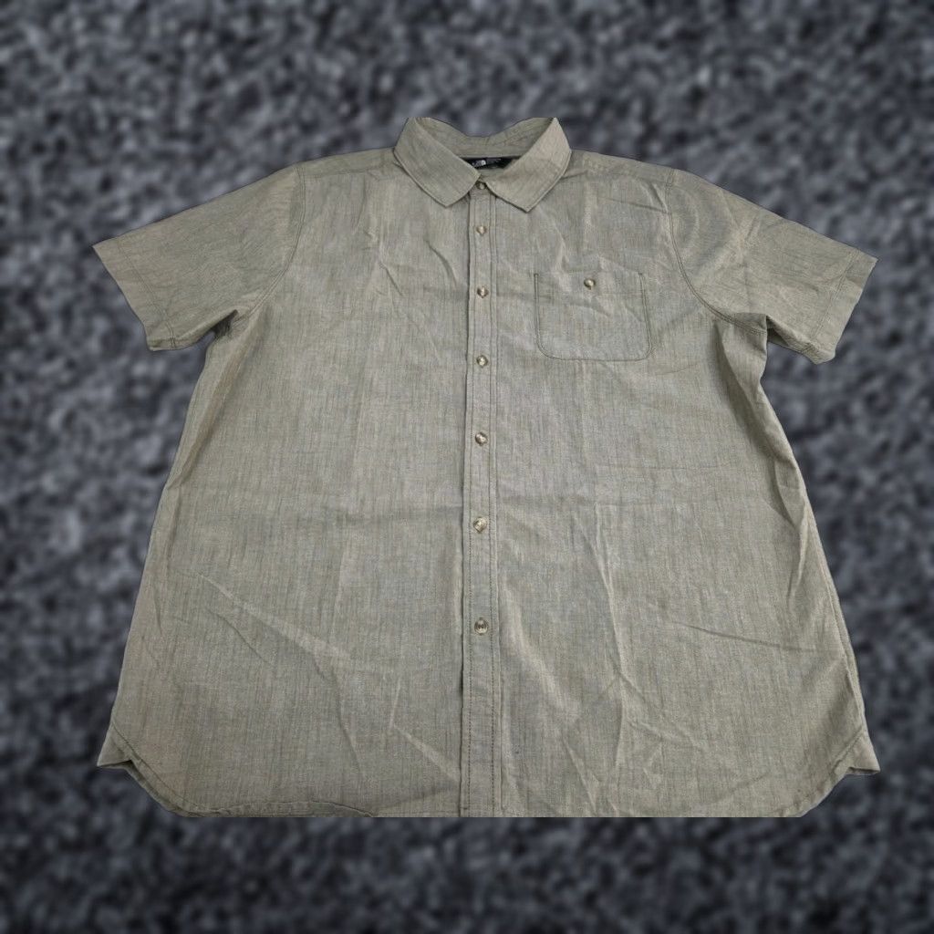 The North Face The North Face Mens Short Sleeve Button Up Beige Shirt XL Regular 48 Chest Cotton Polyester Woven Logo Pocket White? Size US XL / EU 56 / 4 - 1 Thumbnail