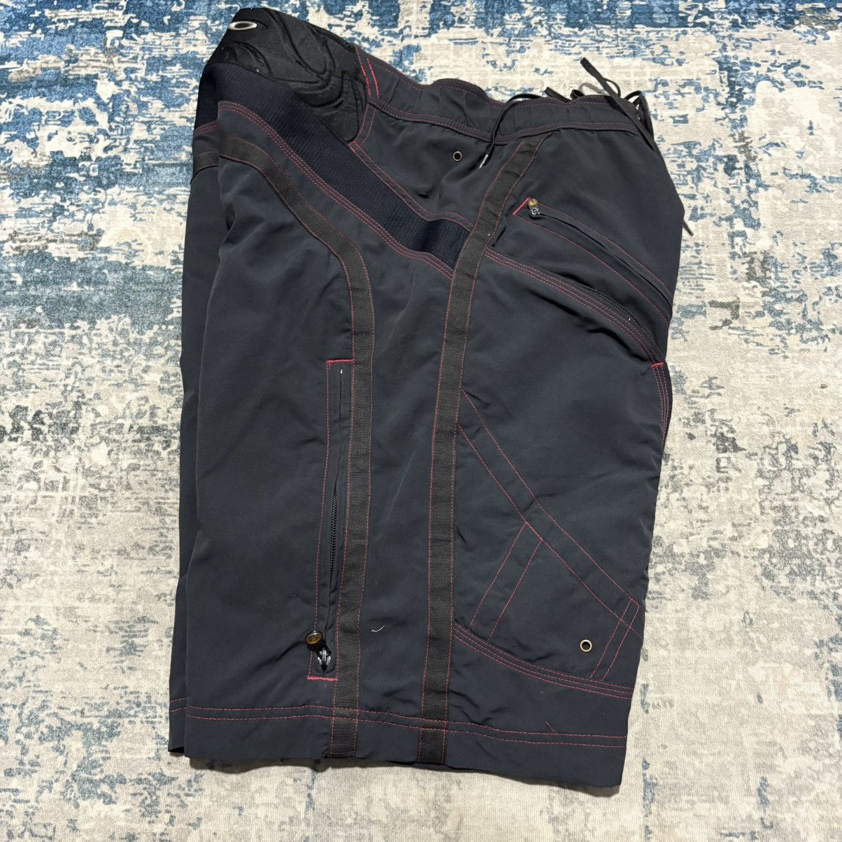 Oakley y2k Oakley mountainbike cargo shorts Size US 31 - 8 Thumbnail