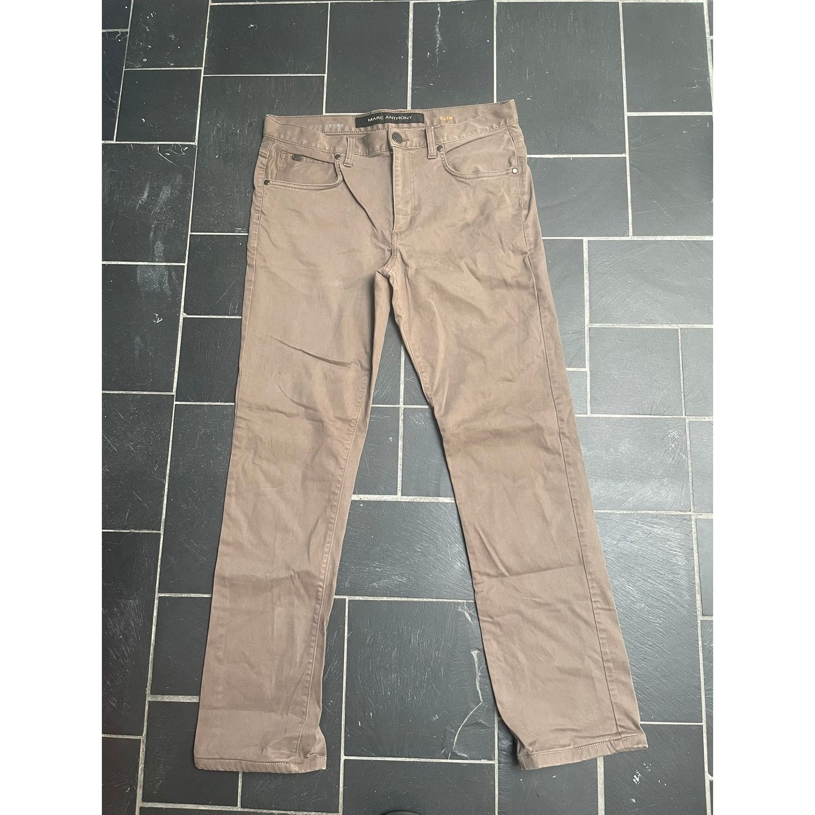 Marc Anthony Marc Anthony Slim Khaki Pants Size 34 x 34 Size US 34 / EU 50 - 2 Thumbnail