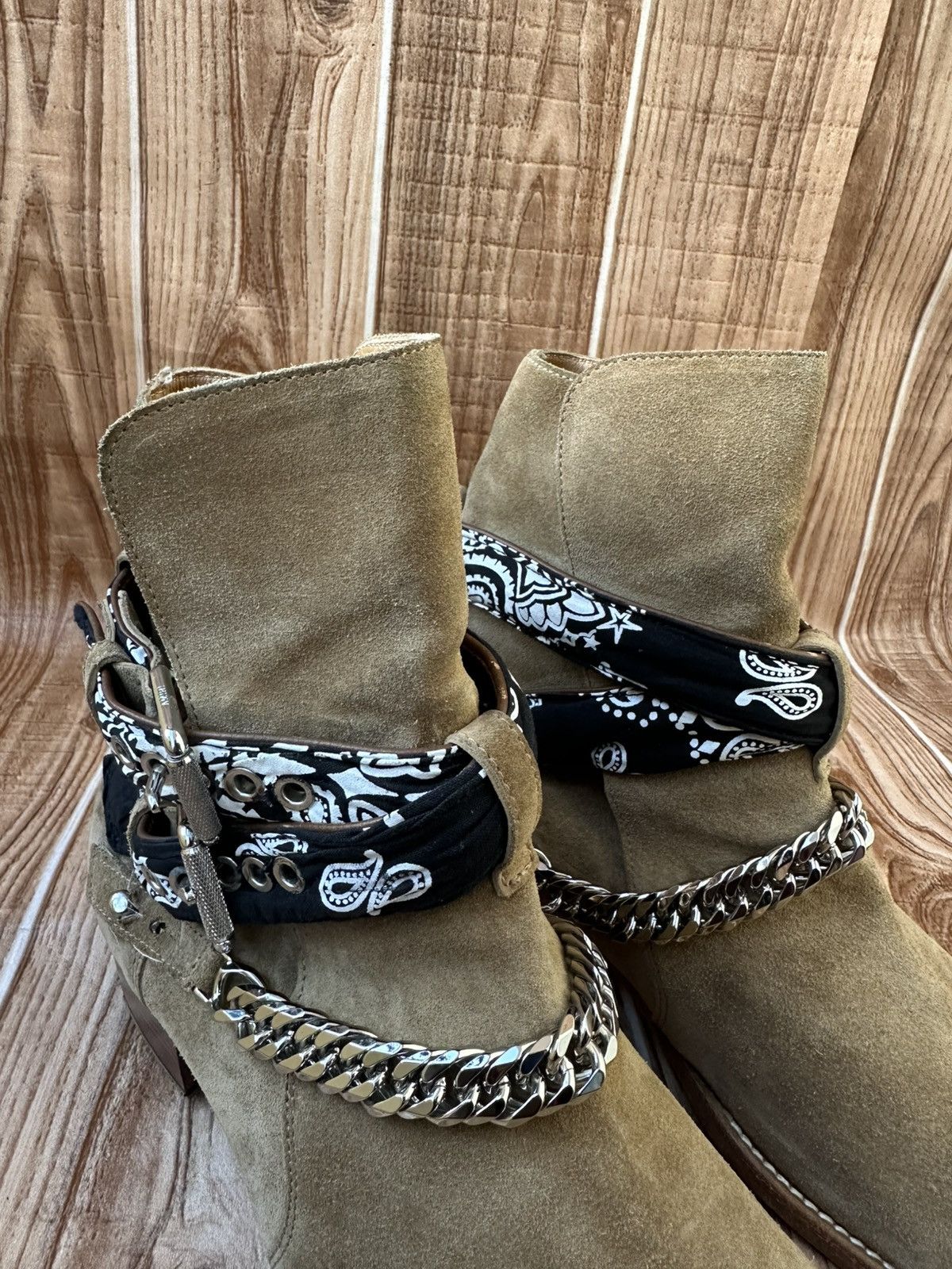 Amiri Amiri Bandana Buckle Chain Embellished Suede Western Boots Size US 11 / EU 44 - 13 Thumbnail