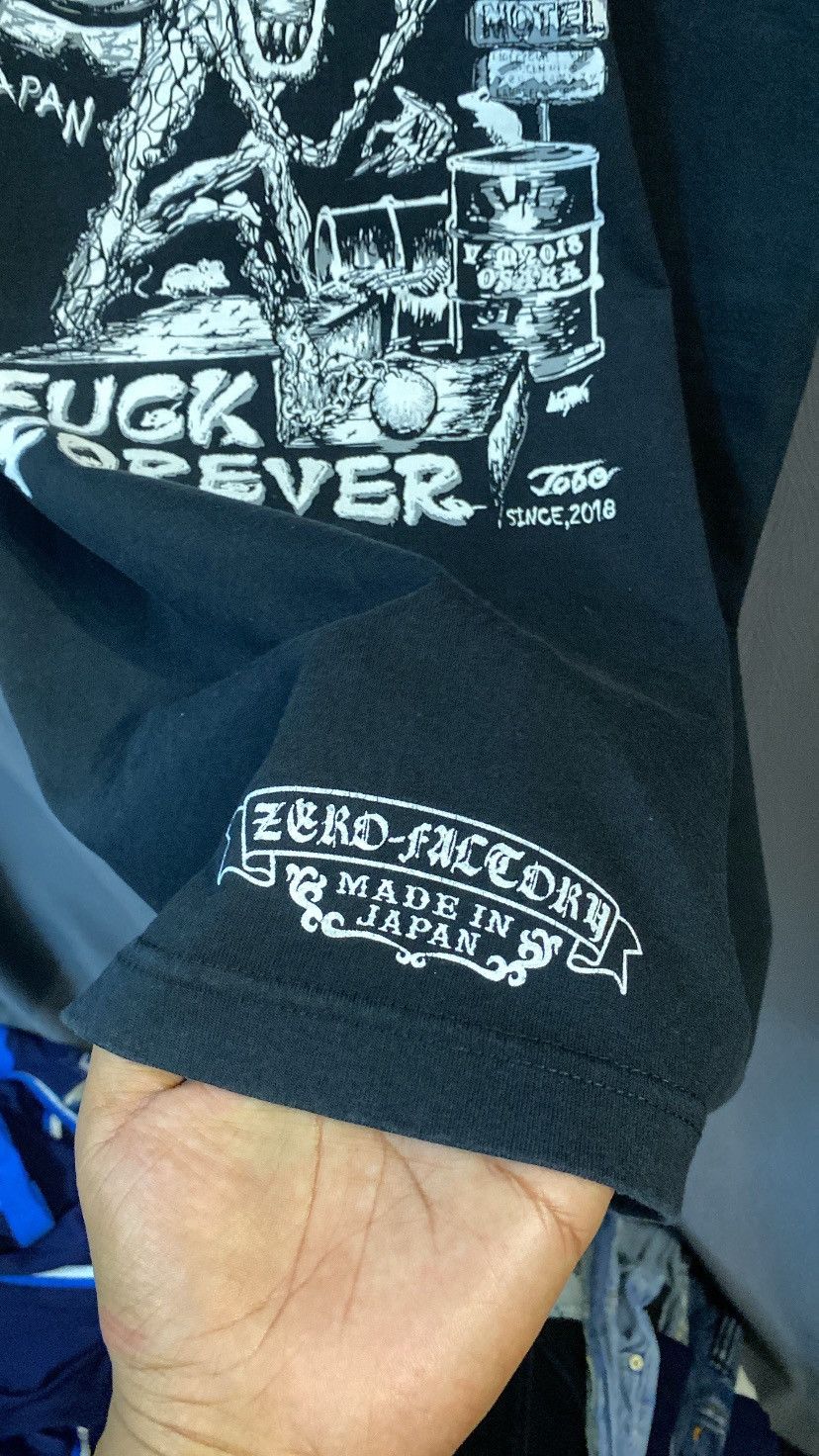 Japanese Brand × Vintage SKATEBOARDING PARODY FONT Like a Chrome heart Tshirt Size US L / EU 52-54 / 3 - 7 Thumbnail