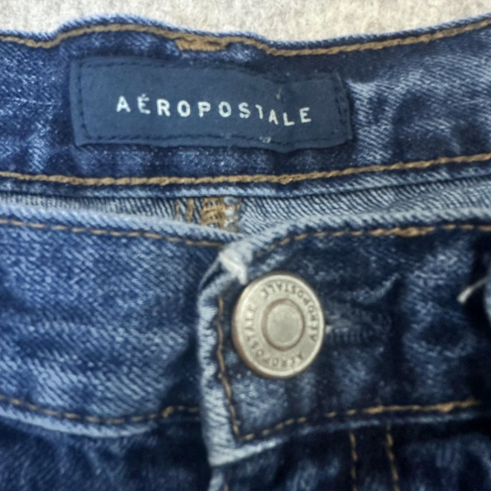Vintage Aéropostale Booty Shorts Womens 4 Blue Distressed Denim Frayed On Trend Denim Shorts Women 4 blue distressed girlfriend party beach casual Size 27" / US 4 / IT 40 - 5 Thumbnail