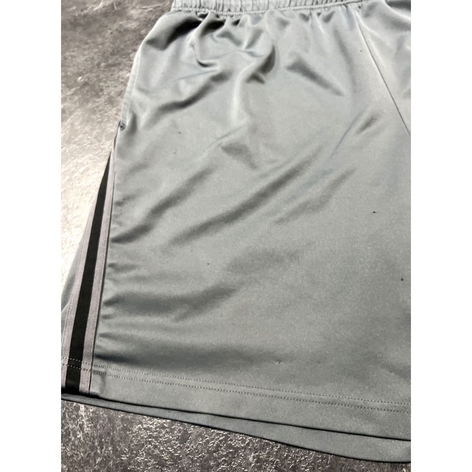Nike Nike Men’s Dri-Fit Shorts Gray XL Running Shorts Athletic Pockets Adjustable Waist Lightweight Size US 36 / EU 52 - 3 Thumbnail