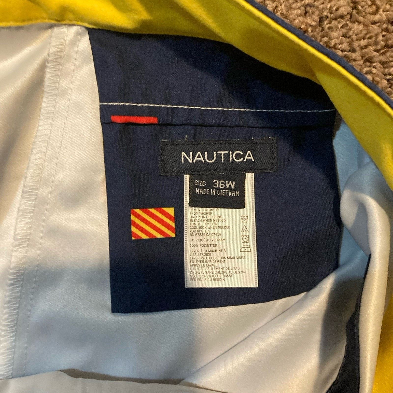 Nautica Nautical Board Swim Trunks Flag Printed Shorts Men Size 36 W Size US 36 / EU 52 - 5 Thumbnail