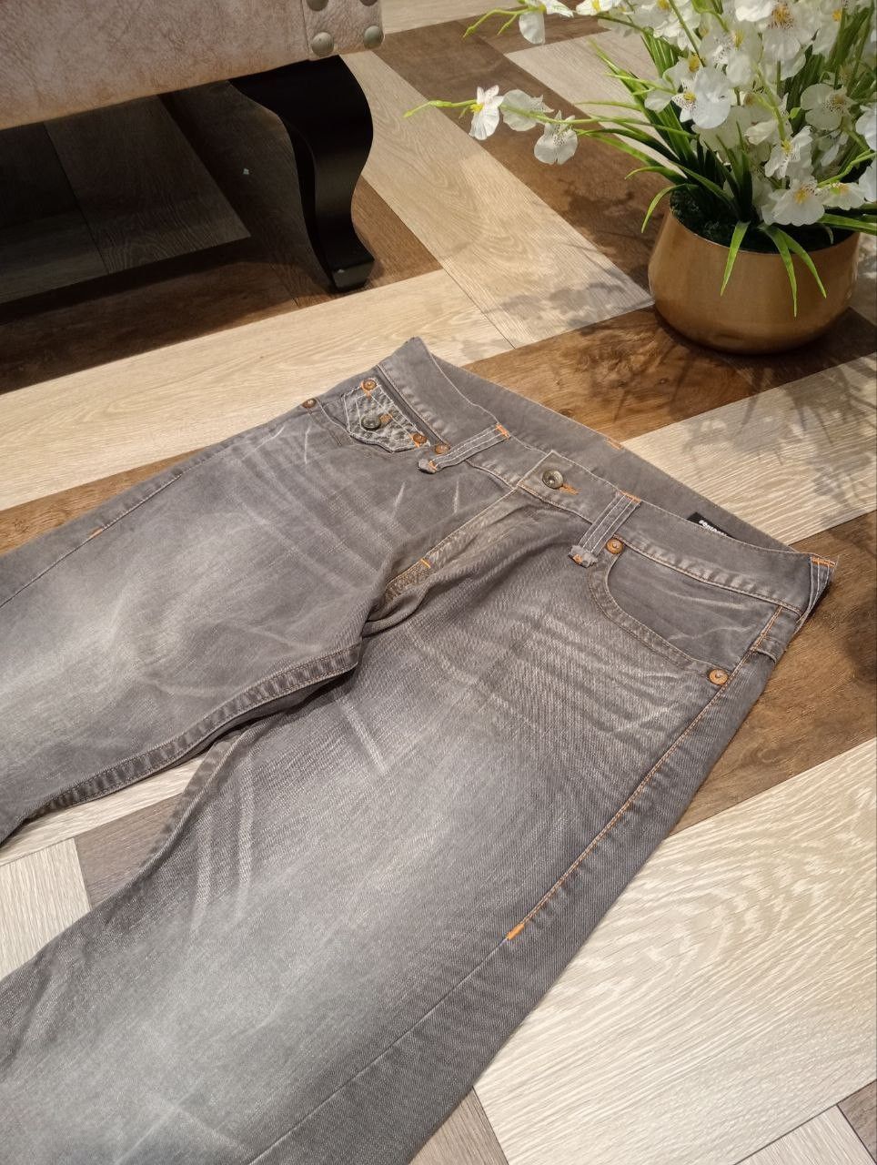 semanticdesign SEMANTIC DESIGN JAPAN TWISTED DENIM FLARED PANTS Size US 33 - 5 Thumbnail