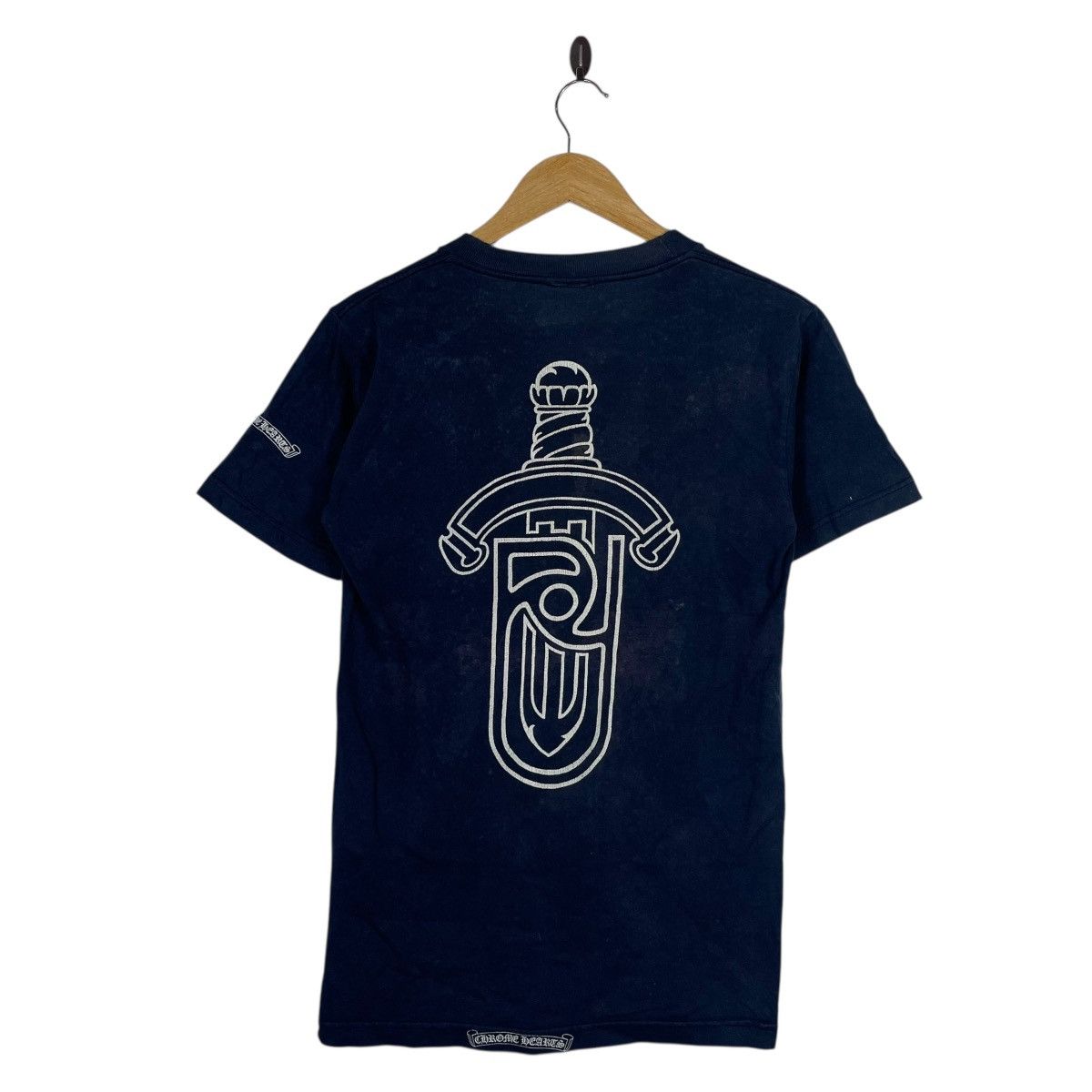 Chrome Hearts Chrome Hearts×United Arrows Pocket T-Shirt Dagger Back Print Size US S / EU 44-46 / 1 - 2 Thumbnail