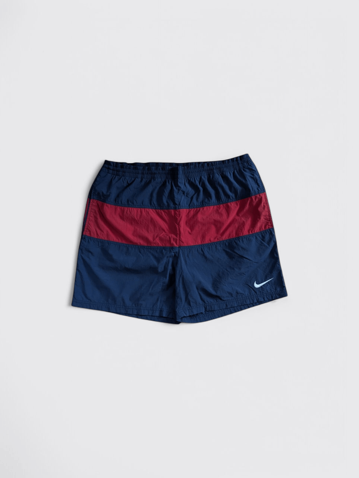 Nike Nike Vintage Nylon Big Swoosh Shorts L Size US 33 - 6 Thumbnail