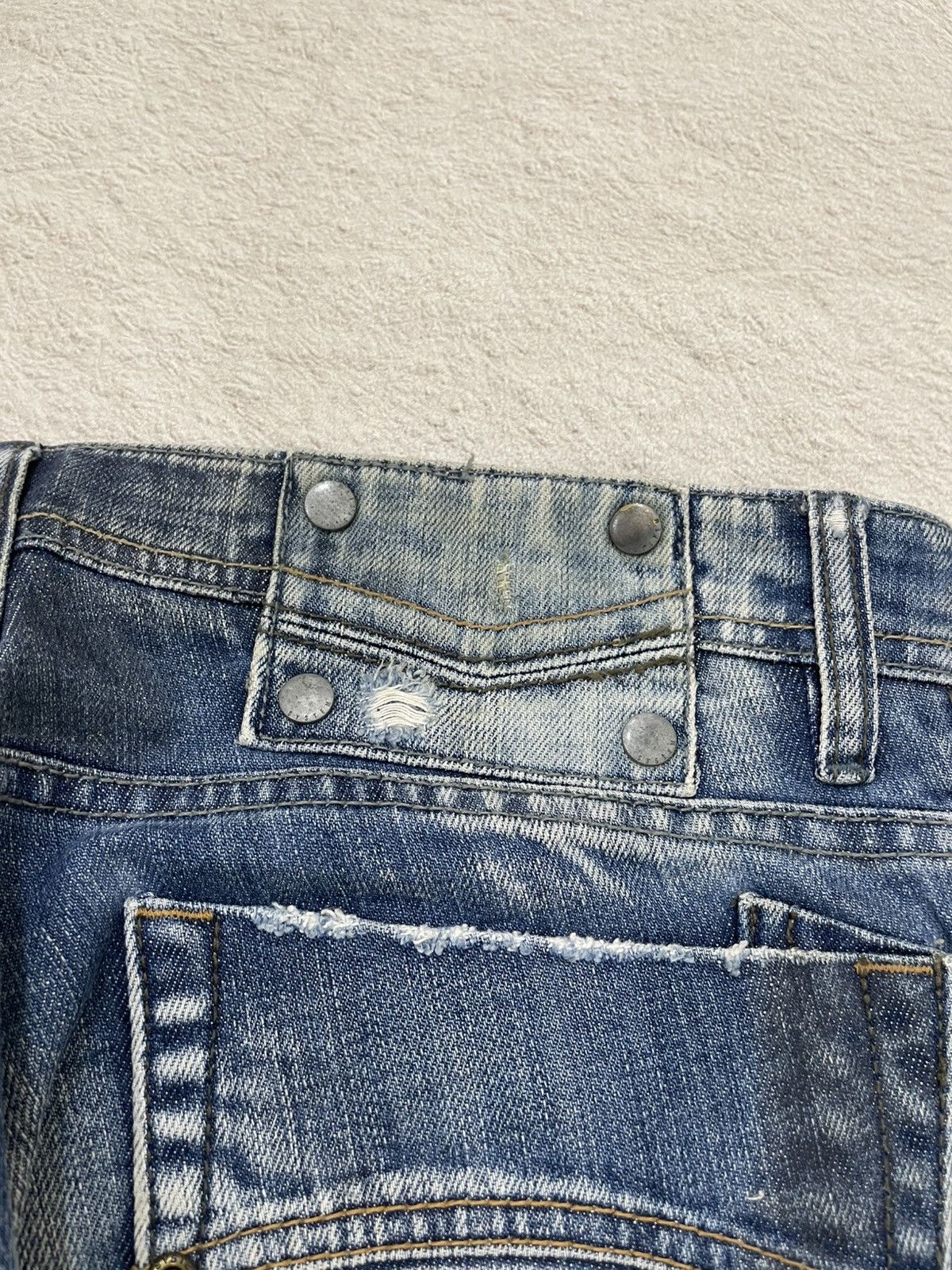 Japanese Brand 2000s Japanese Flare Denim Heavy Fade Distressed Jeans Y2K Size US 33 - 11 Thumbnail