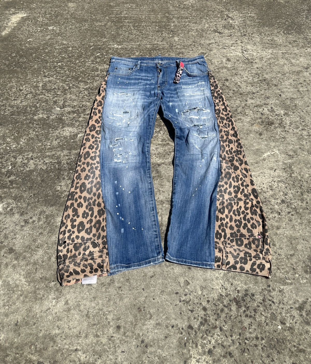 Dsquared2 Y2K Dsquared2 Custom Baggy Jeans Leopard Casual L Rare USA Size US 34 / EU 50 - 1 Thumbnail